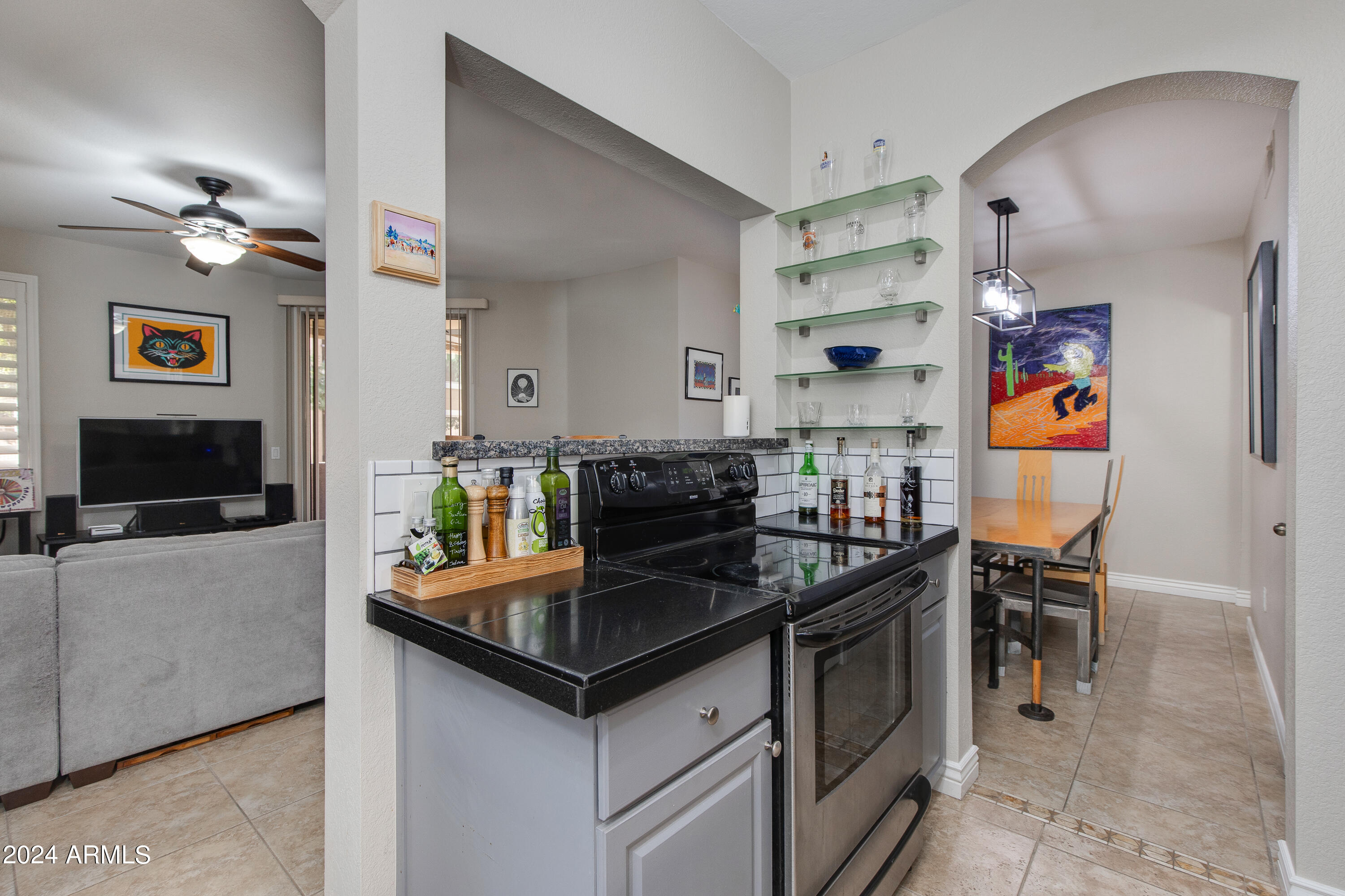 1411 E ORANGEWOOD Avenue Unit: 108