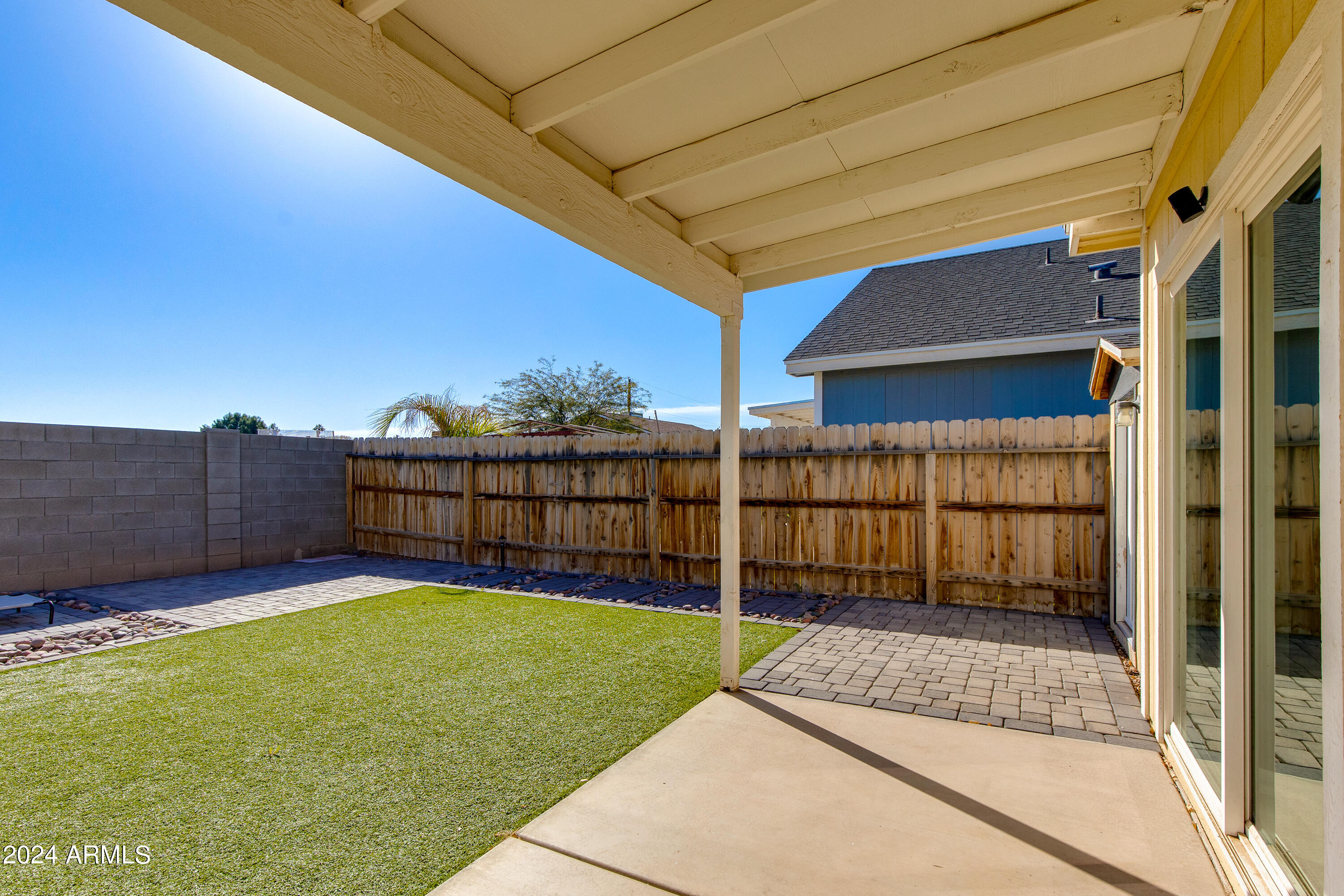 5025 S 11TH Place