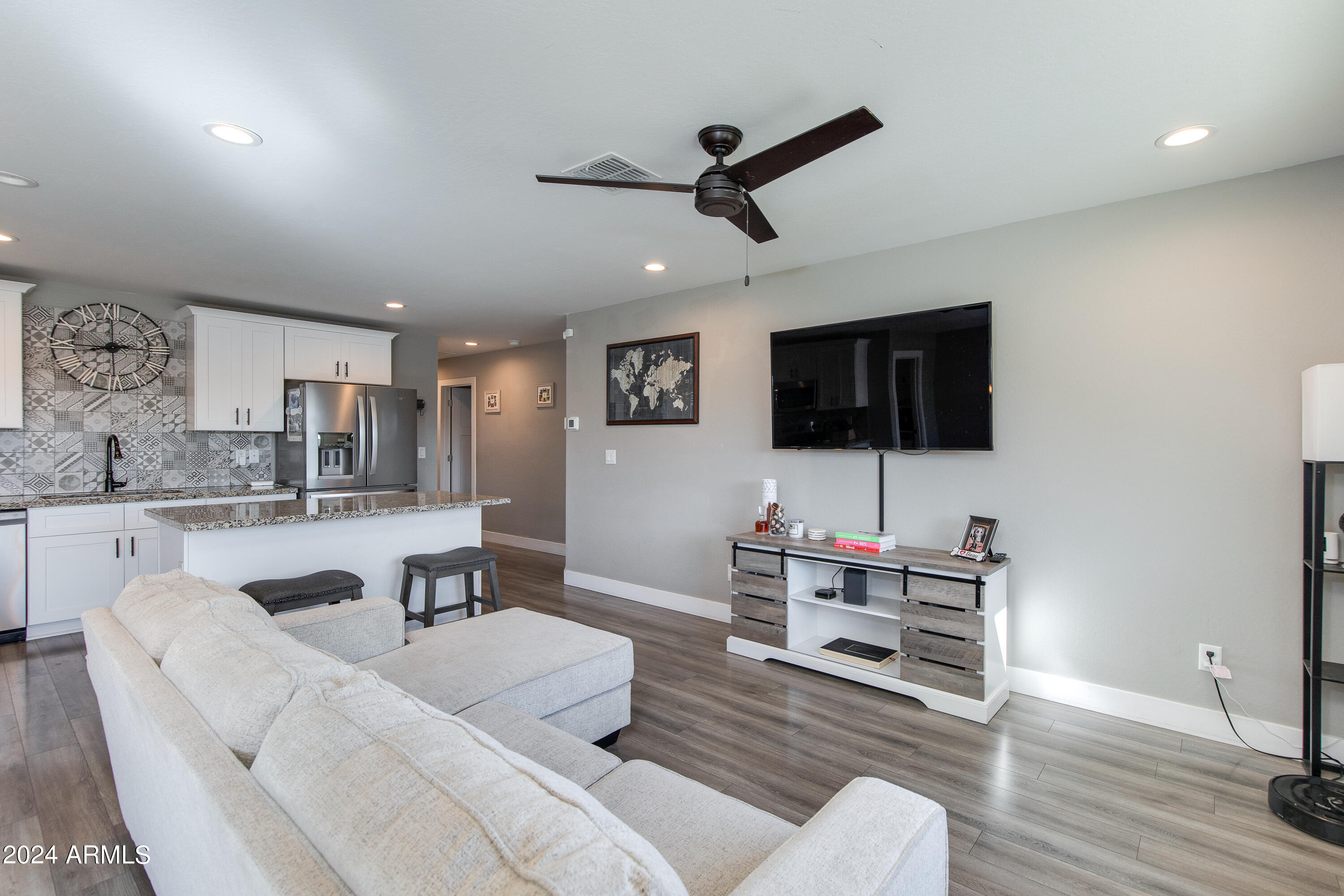 5025 S 11TH Place