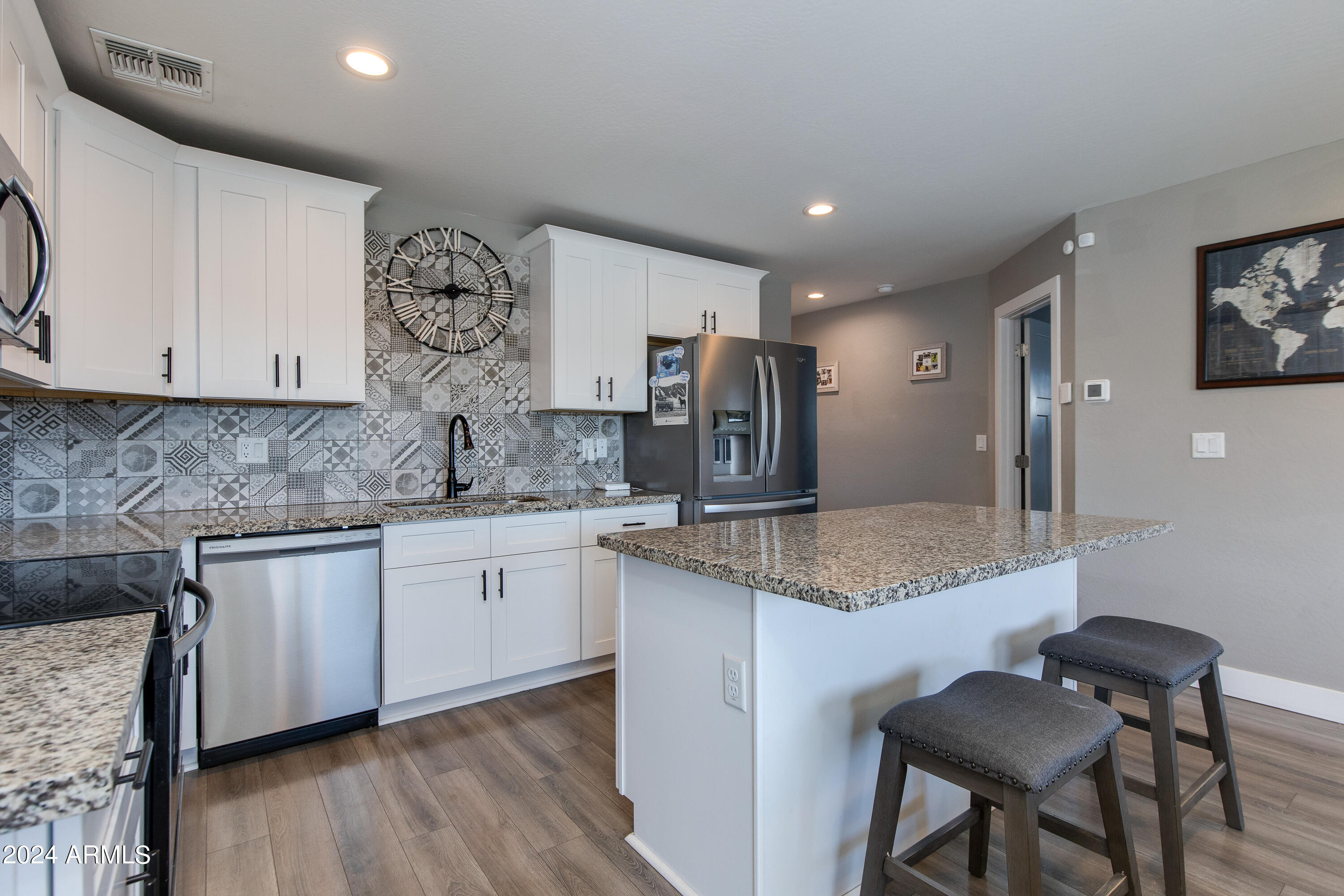5025 S 11TH Place