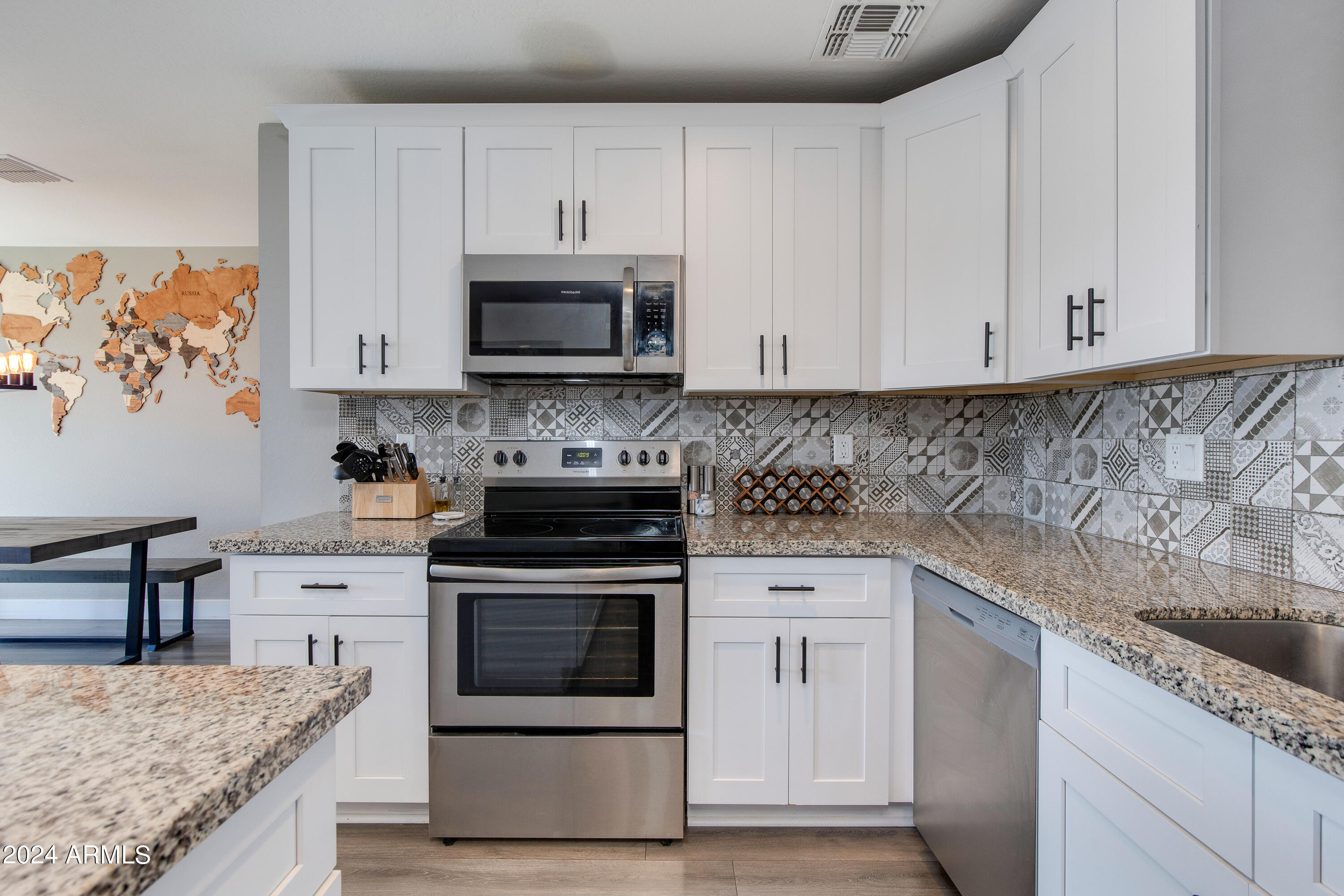 5025 S 11TH Place