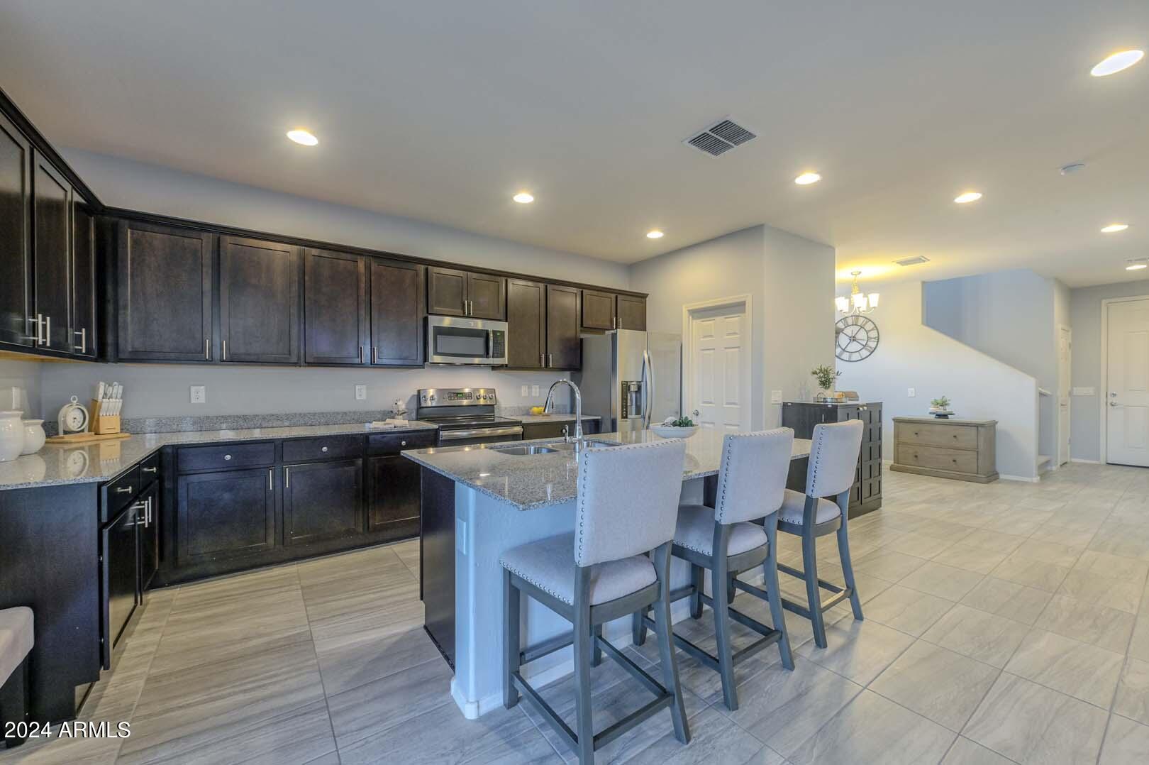 10177 W LOS GATOS Drive