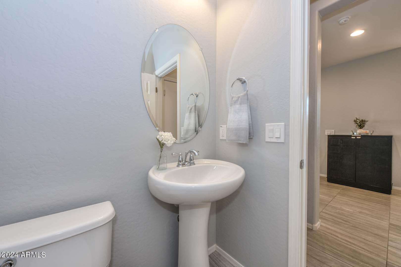 10177 W LOS GATOS Drive