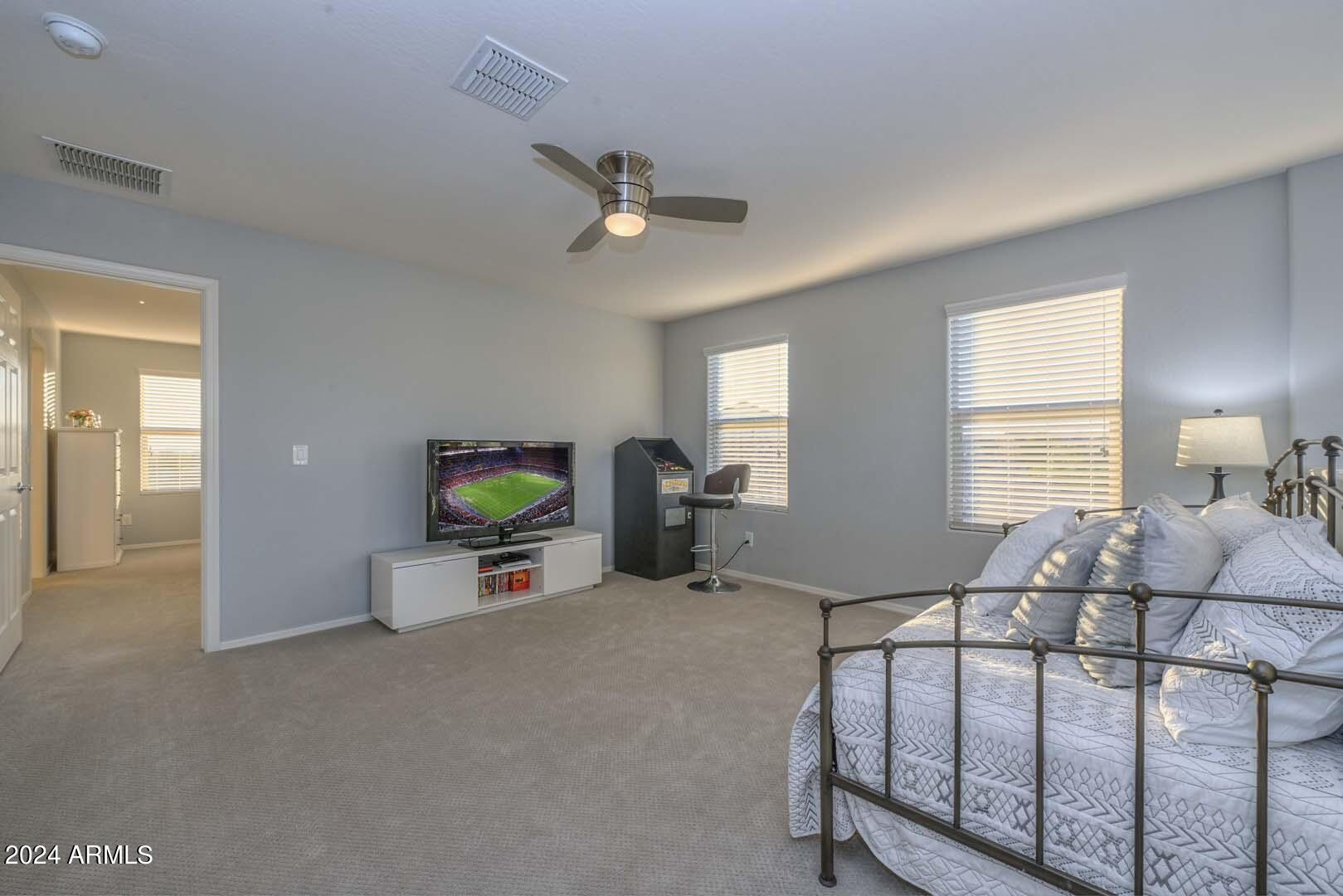 10177 W LOS GATOS Drive