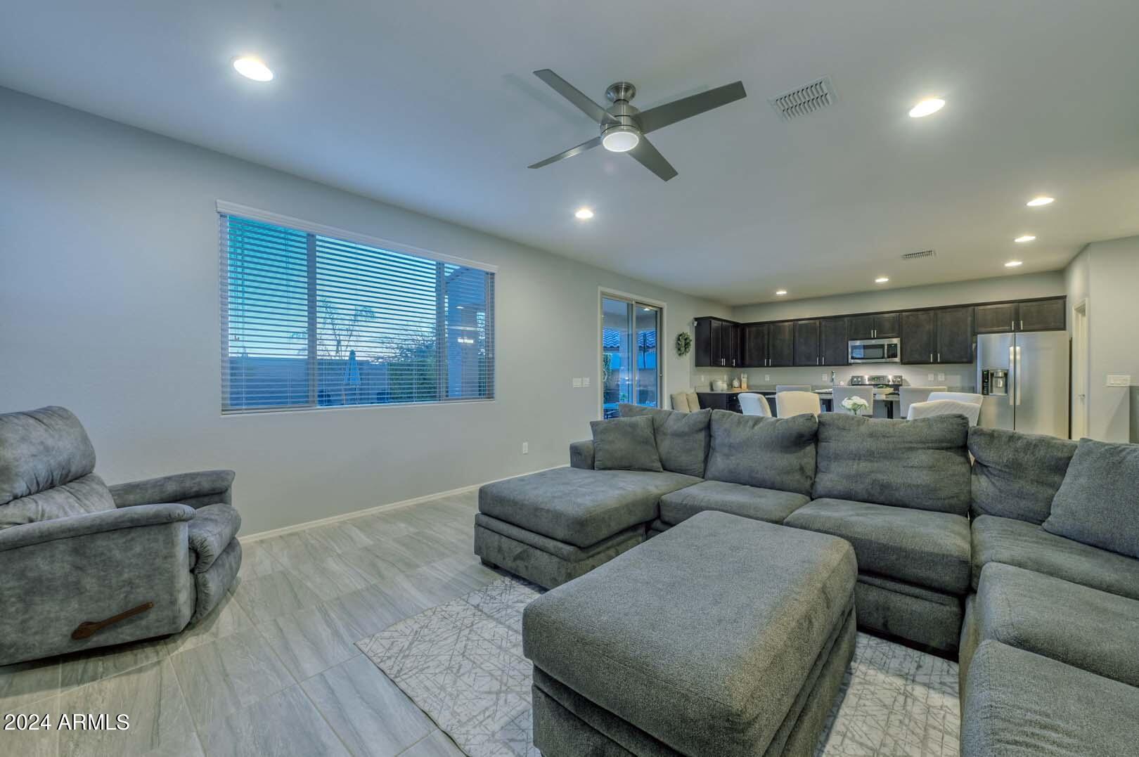 10177 W LOS GATOS Drive