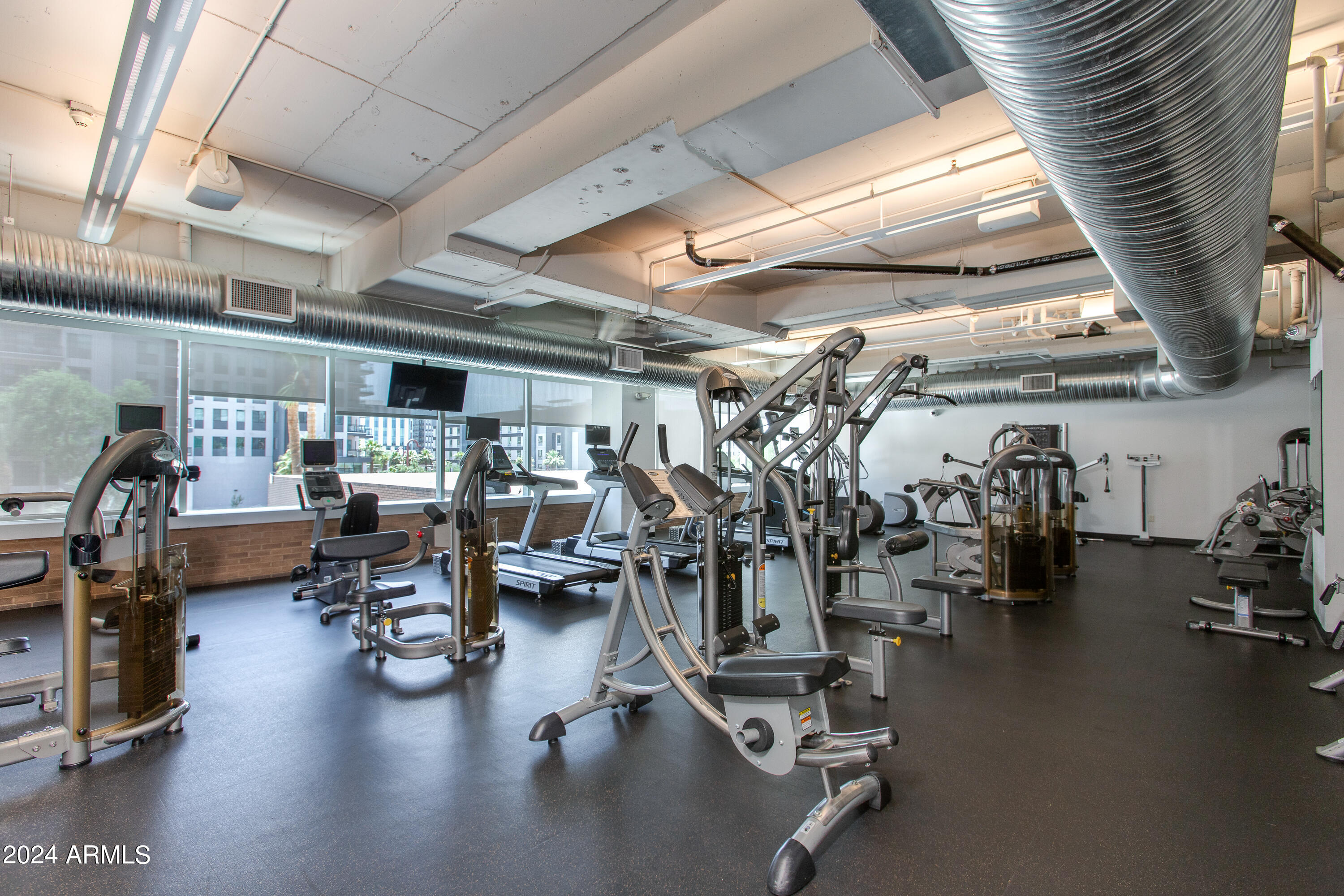 1 E LEXINGTON Avenue # 604