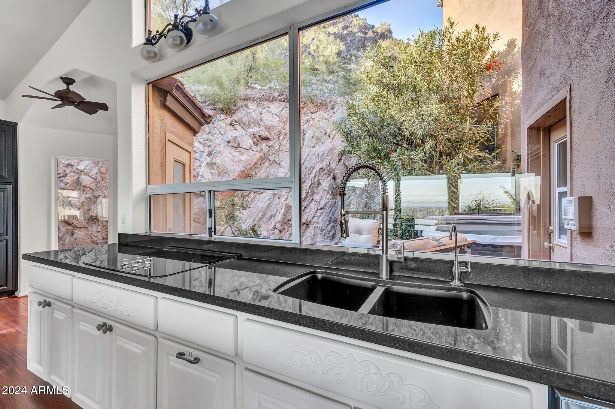 10436 N Central Avenue