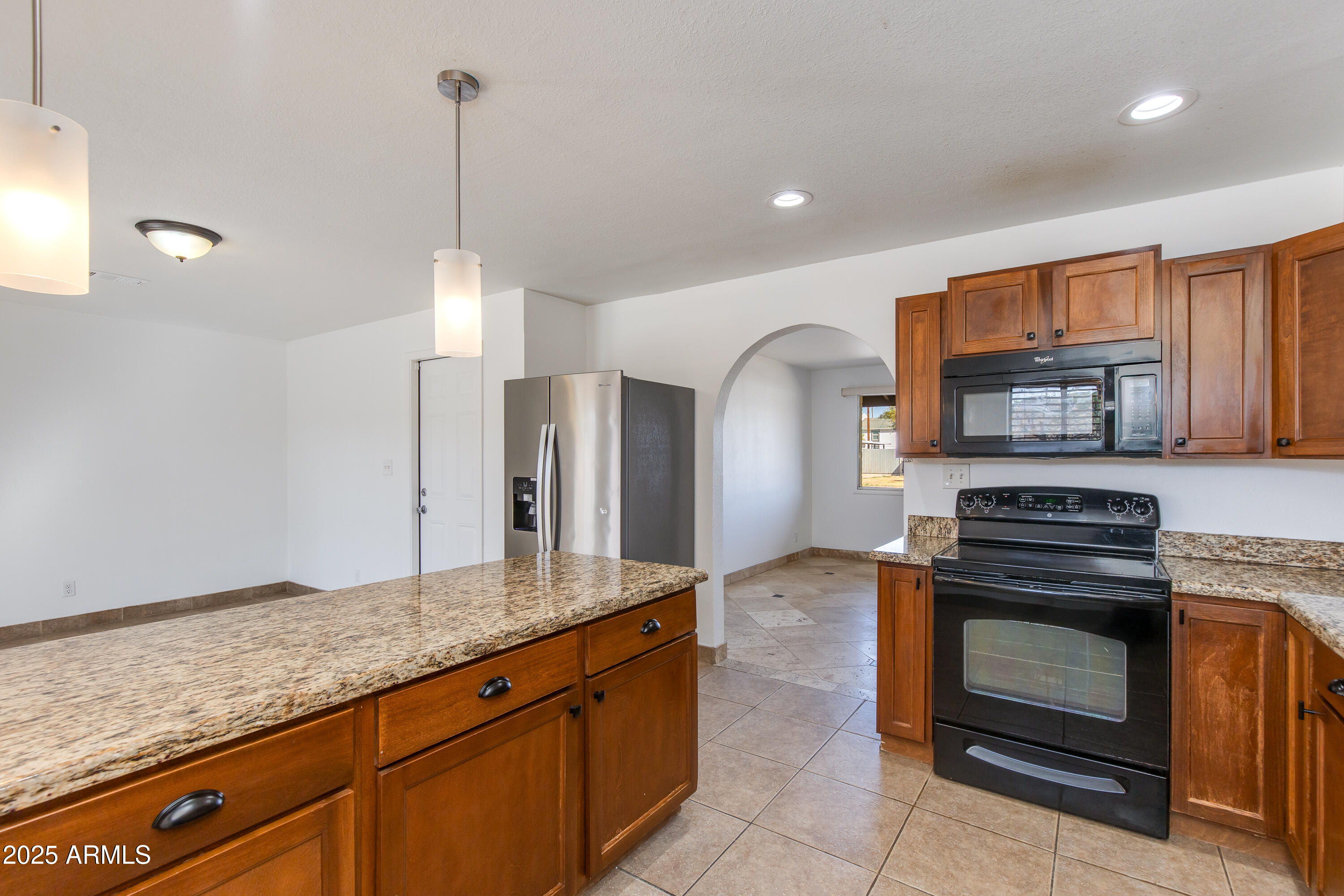 2515 E KAREN Drive