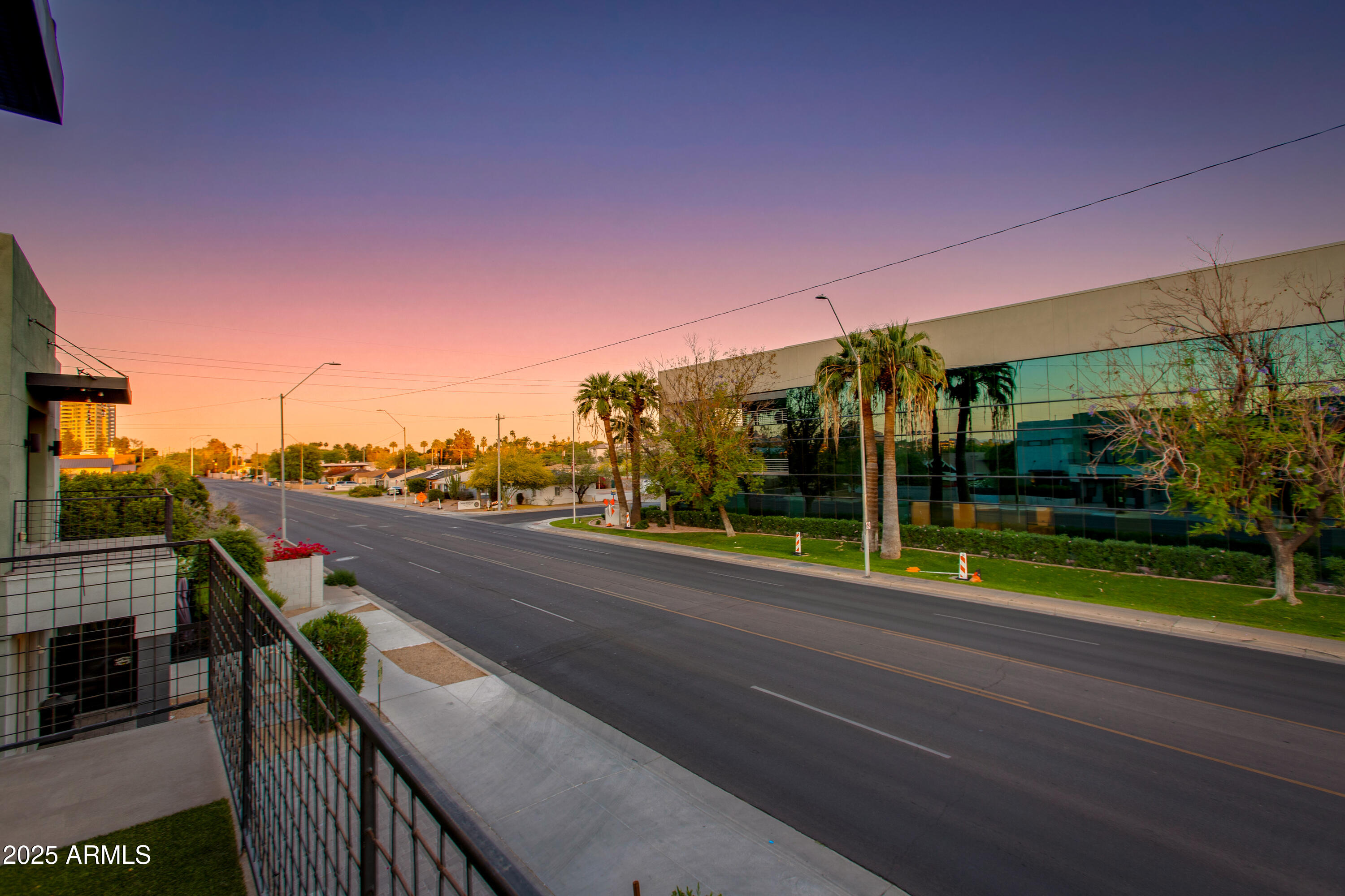 340 E OSBORN Road, 1