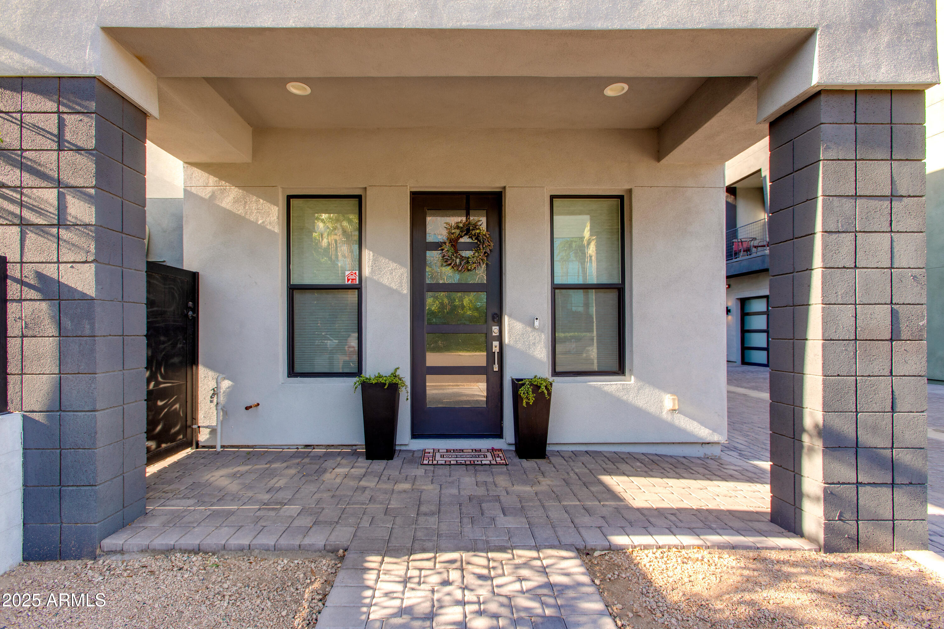 340 E OSBORN Road, 1
