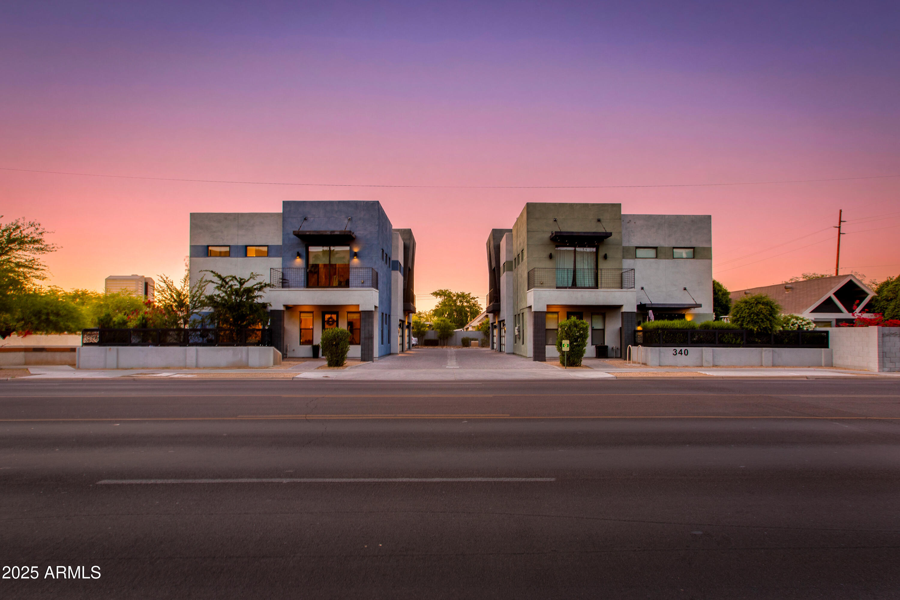 340 E OSBORN Road, 1