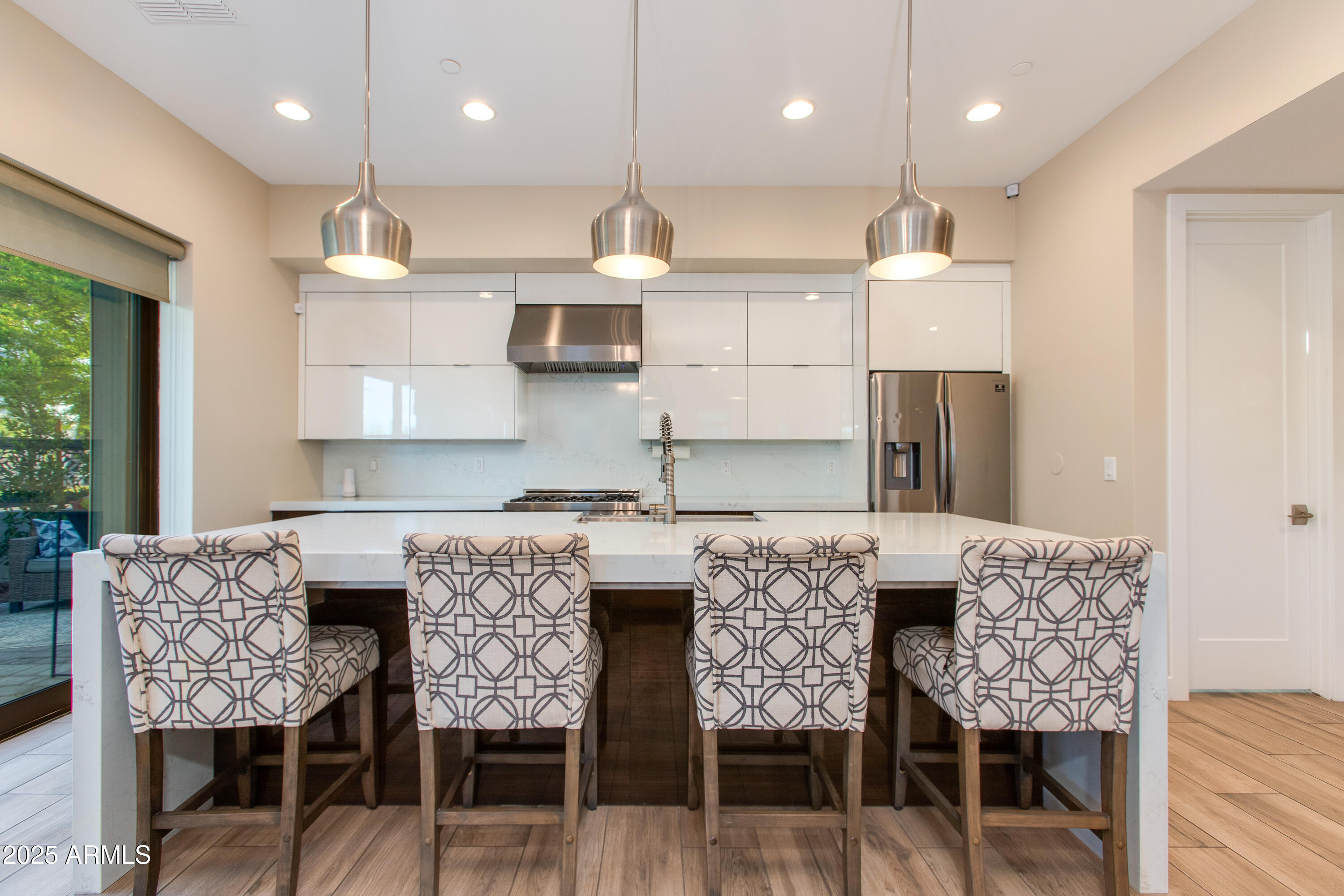 340 E OSBORN Road, 1