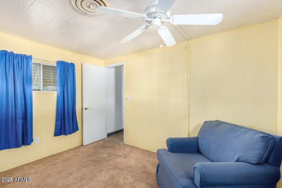 2050 W Dunlap Avenue, C103