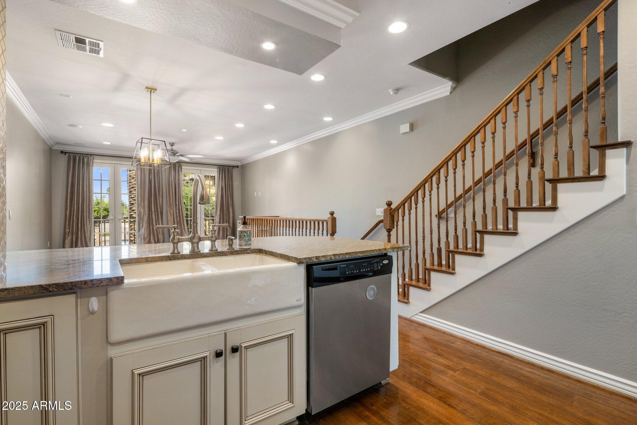 4401 N 24TH Place