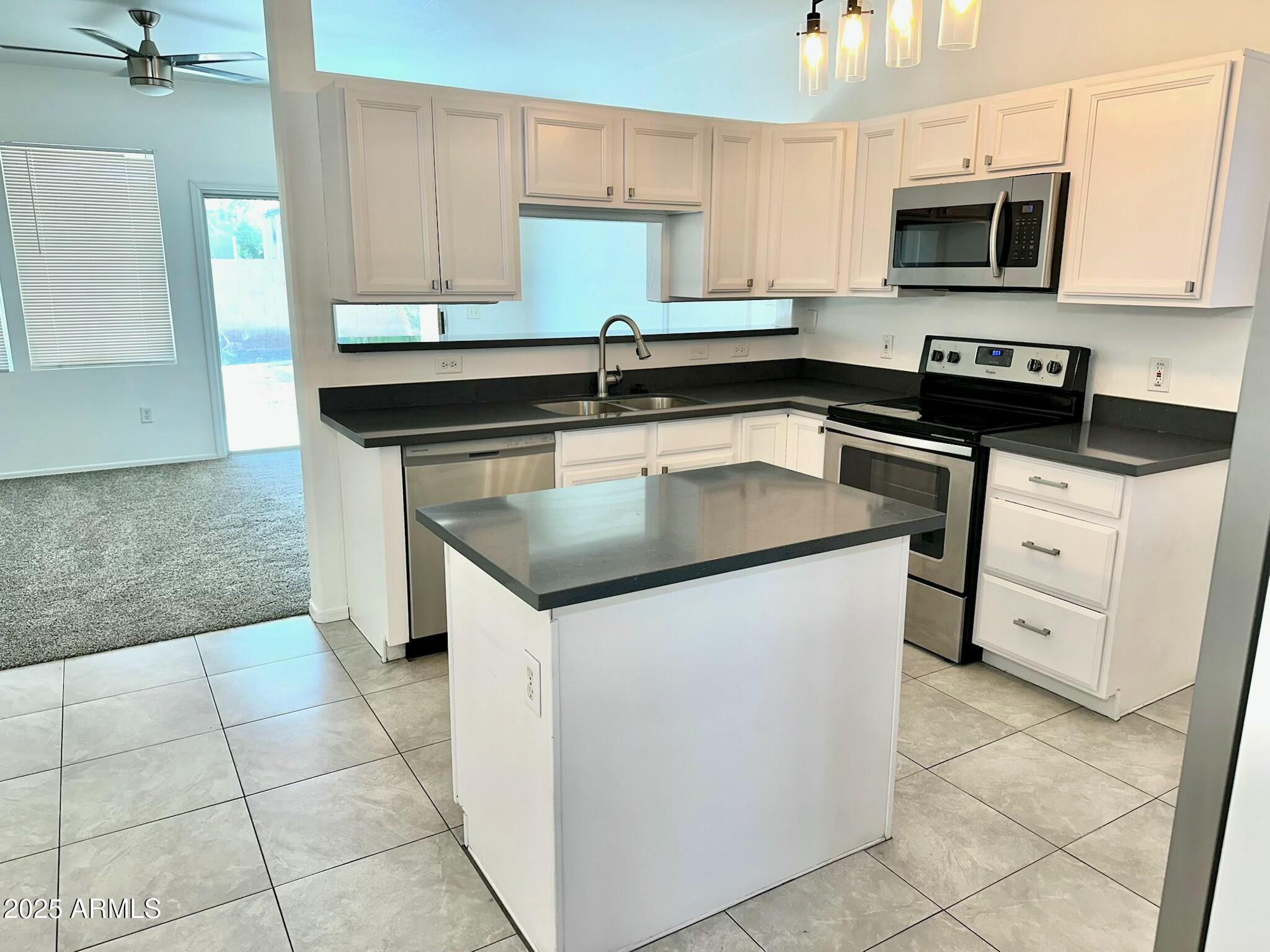 1210 S 121ST