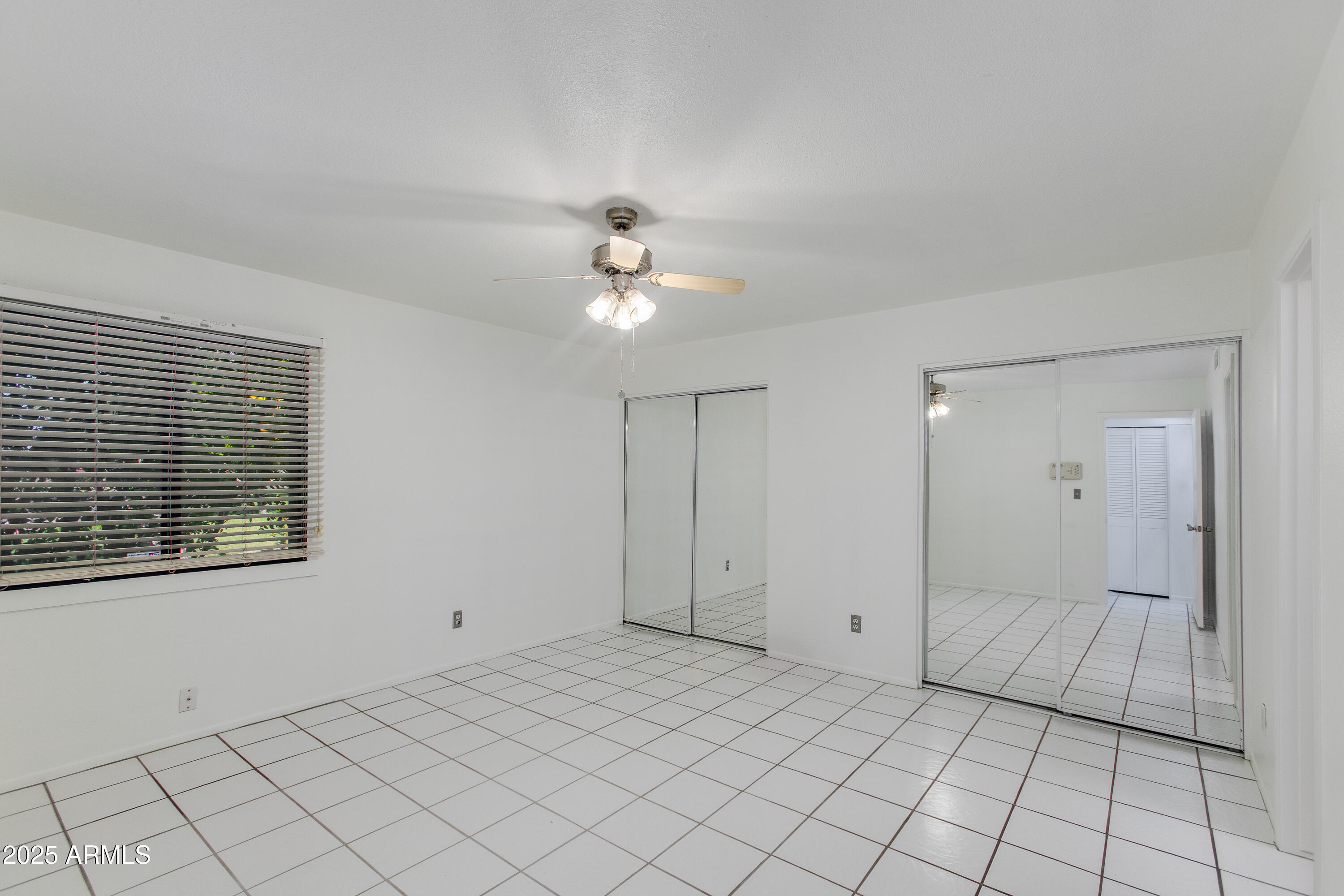 7802 E Rovey
