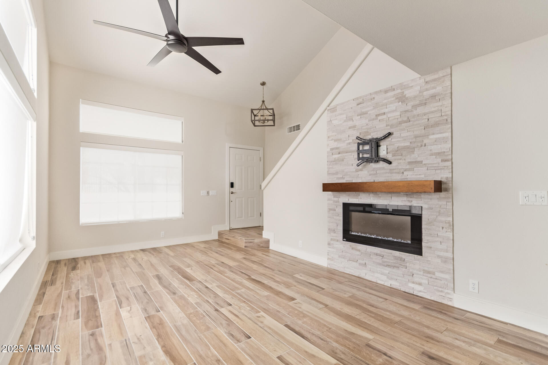 7650 E WILLIAMS Drive, 1017