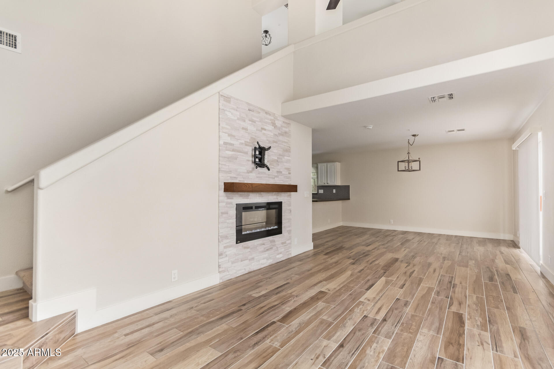 7650 E WILLIAMS Drive, 1017