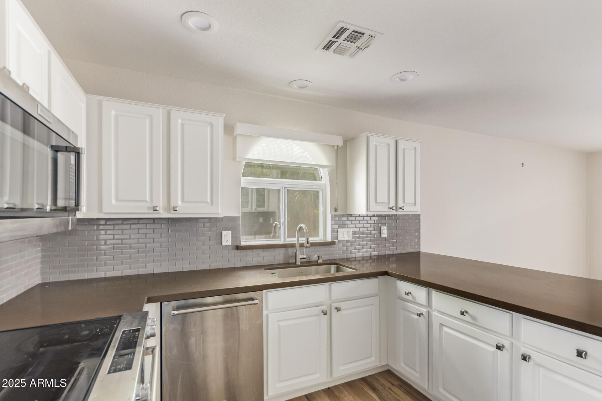 7650 E WILLIAMS Drive, 1017