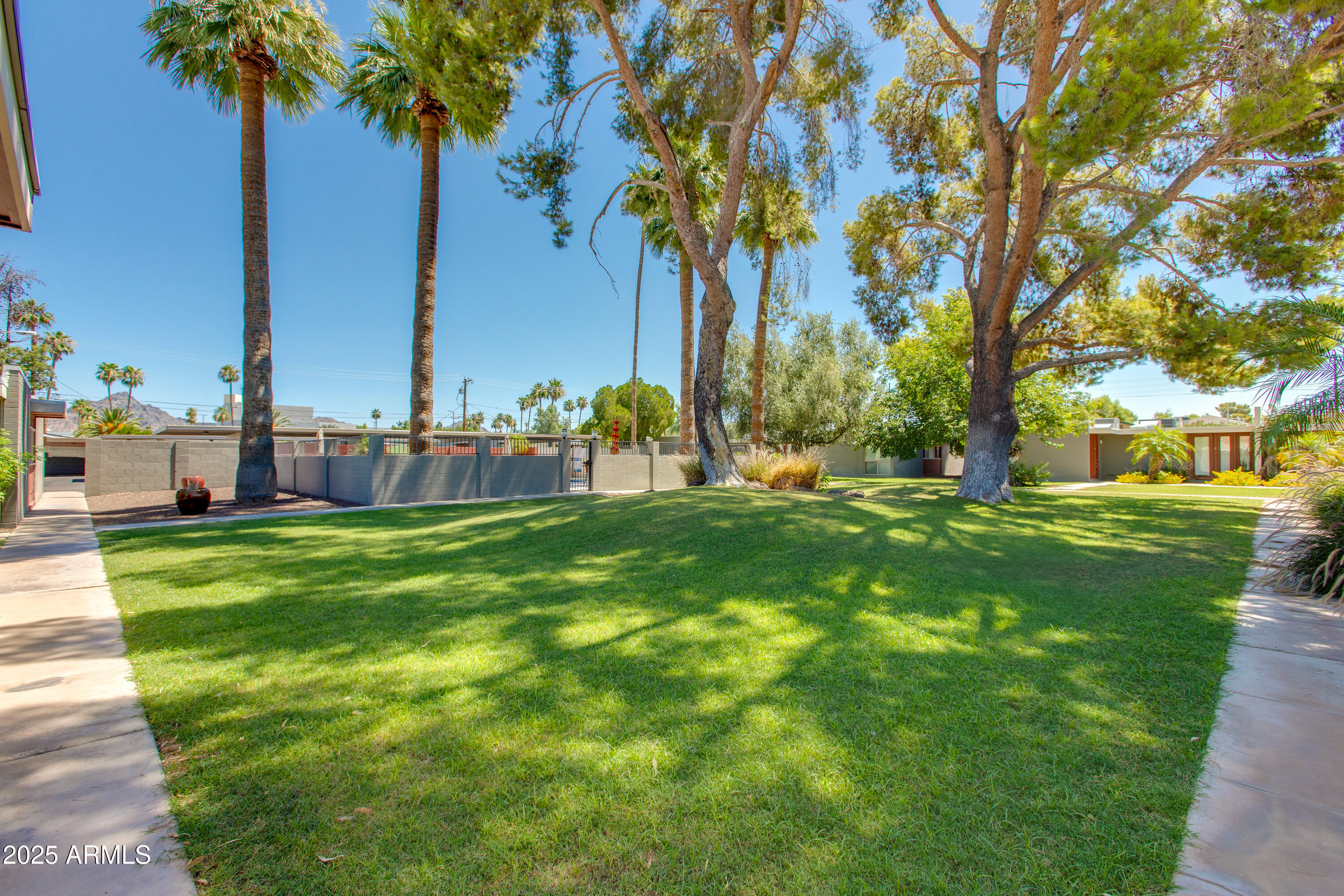 4419 N 27 Street, 25
