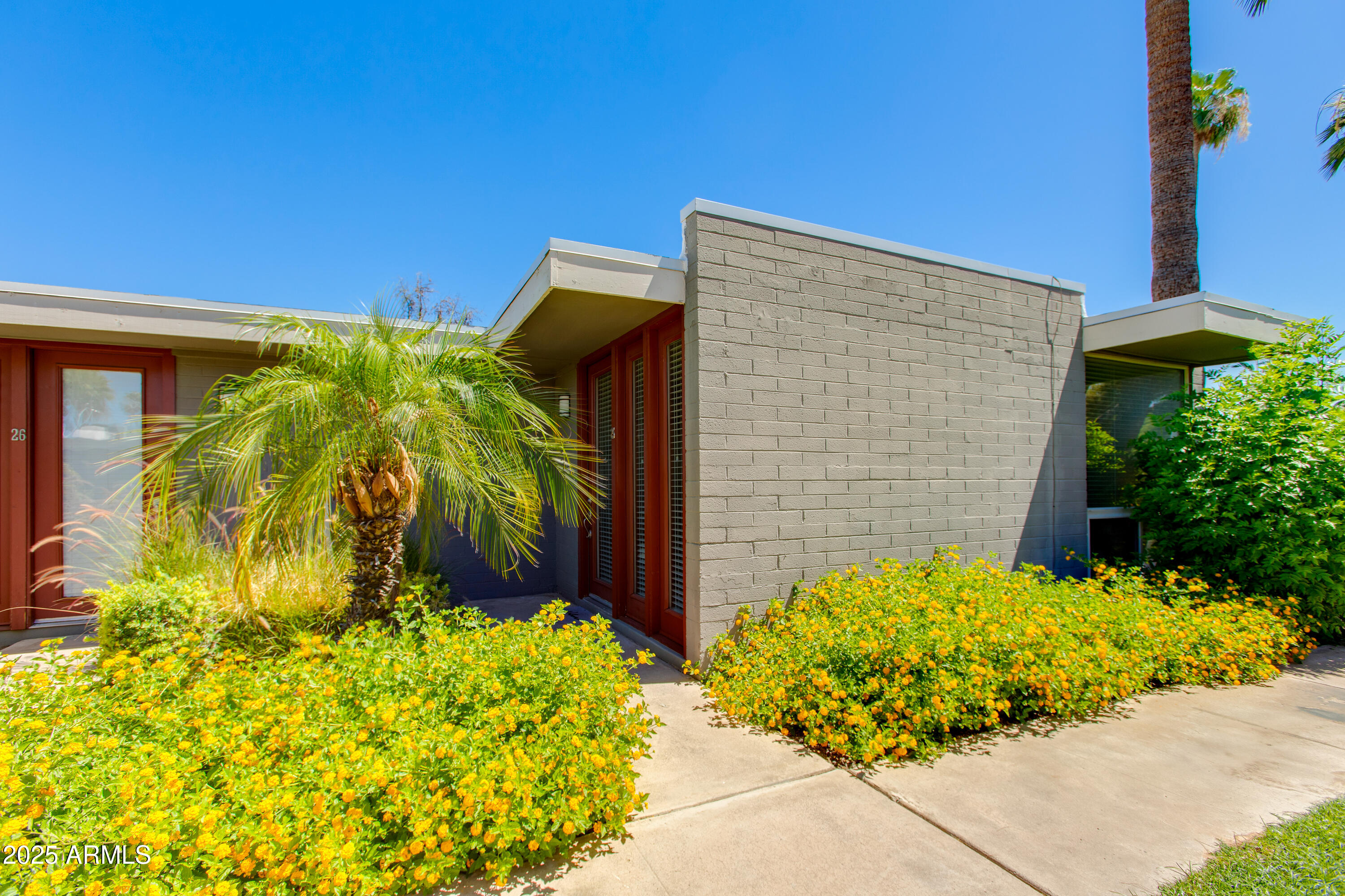 4419 N 27 Street, 25