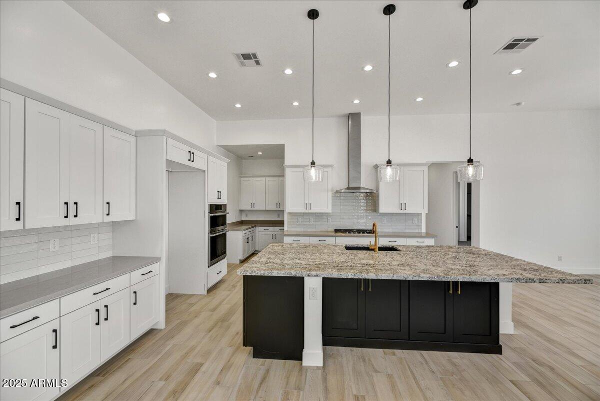 3330 W DESERT DAWN Drive