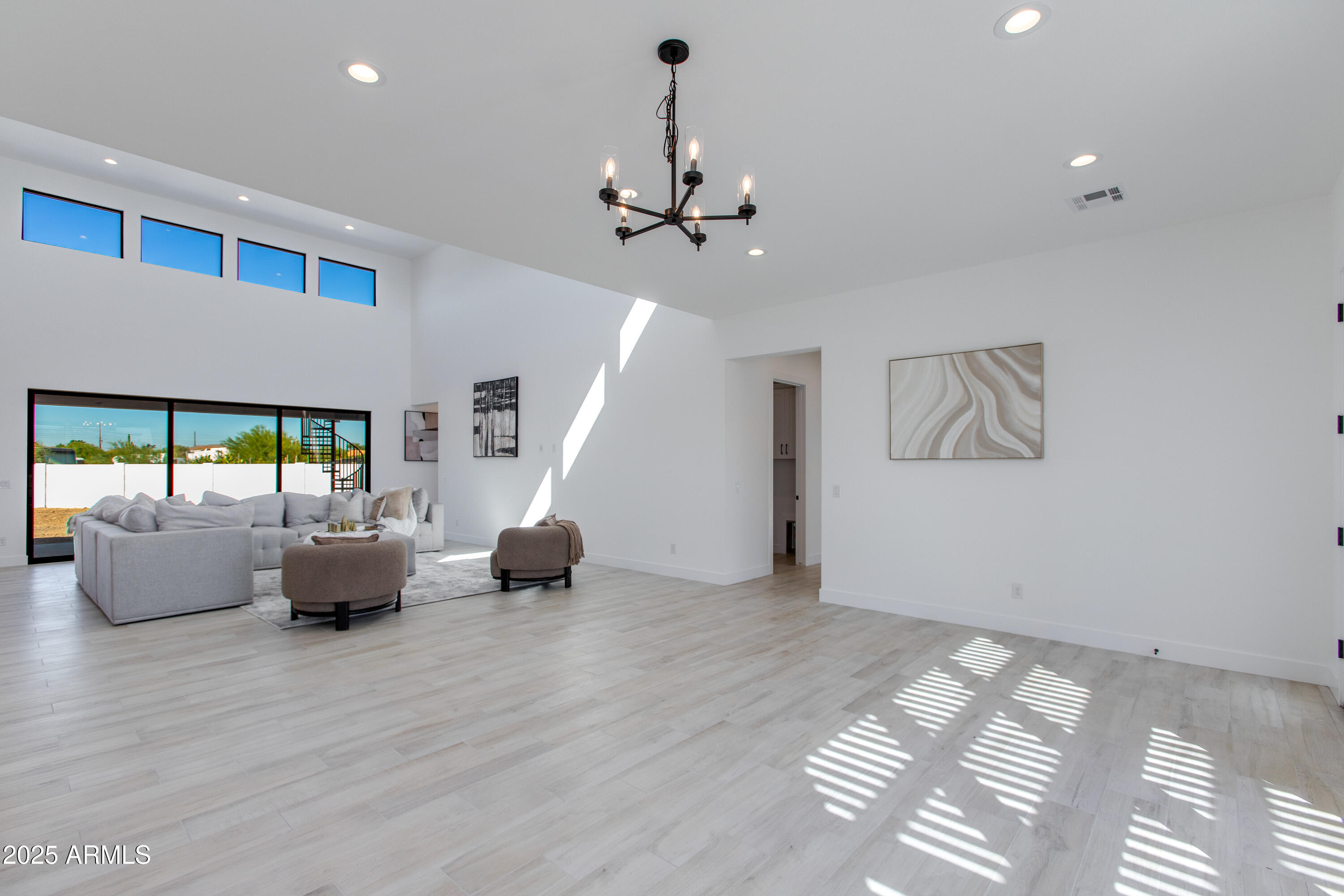 3330 W DESERT DAWN Drive