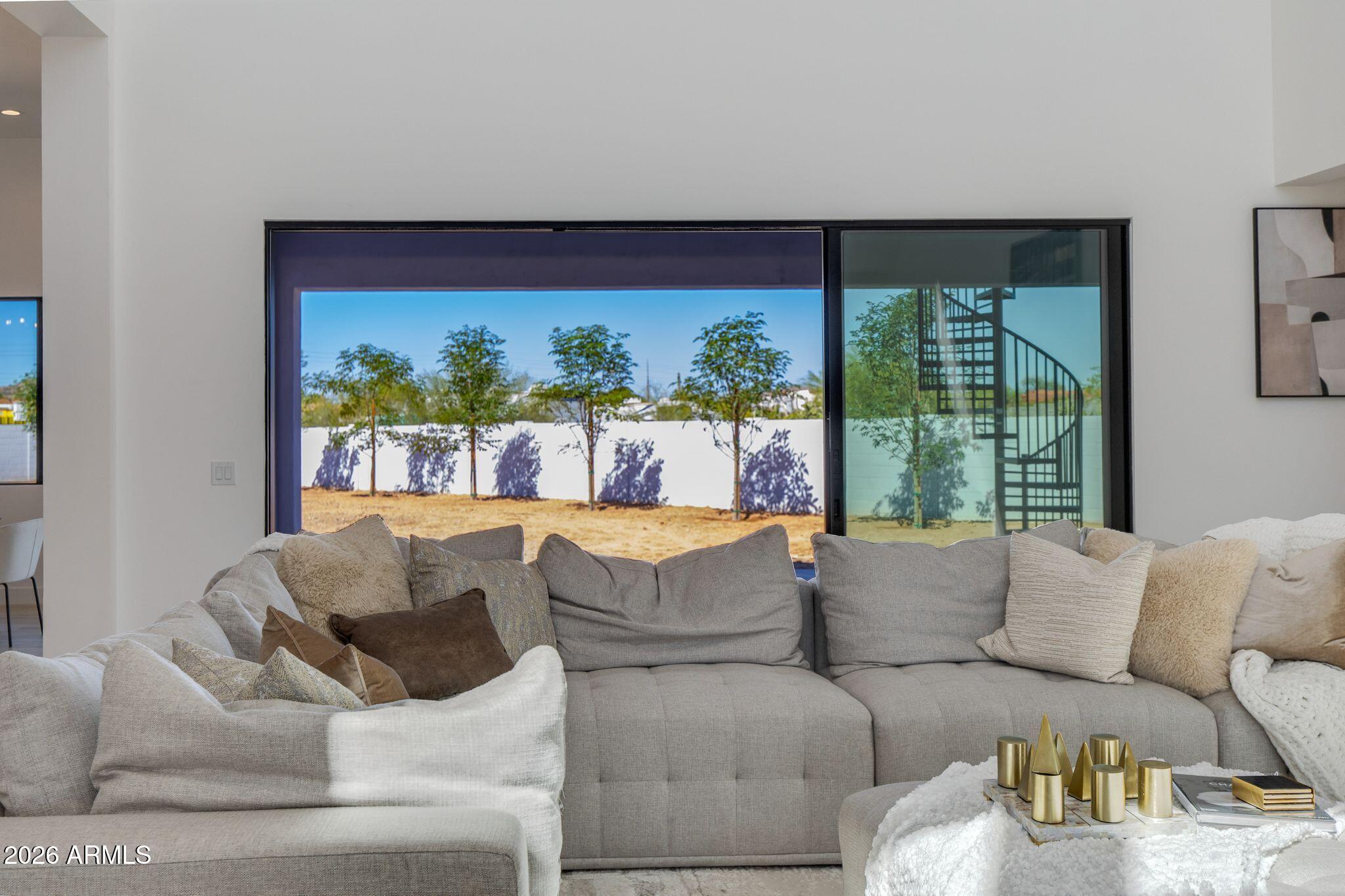 3330 W DESERT DAWN Drive