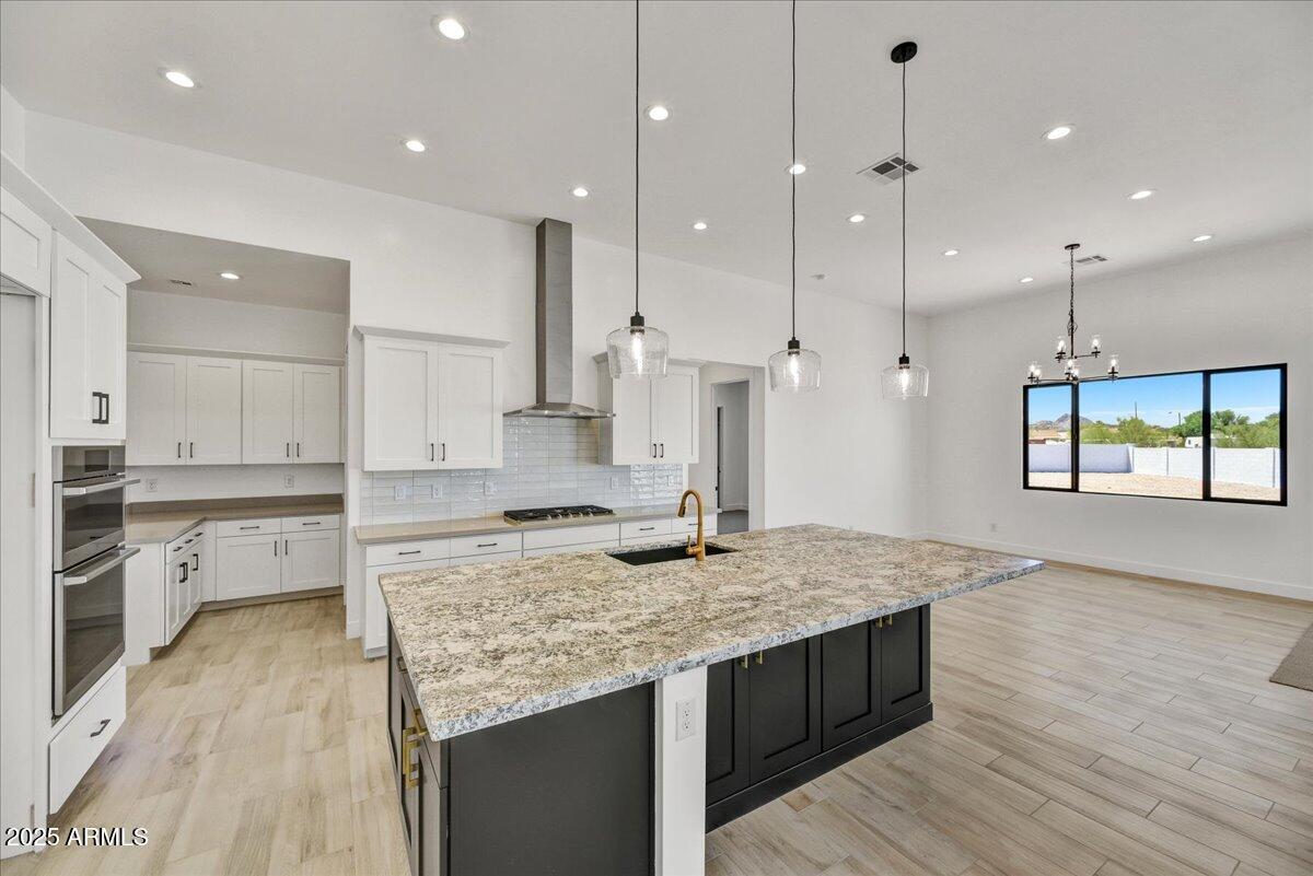 3330 W DESERT DAWN Drive