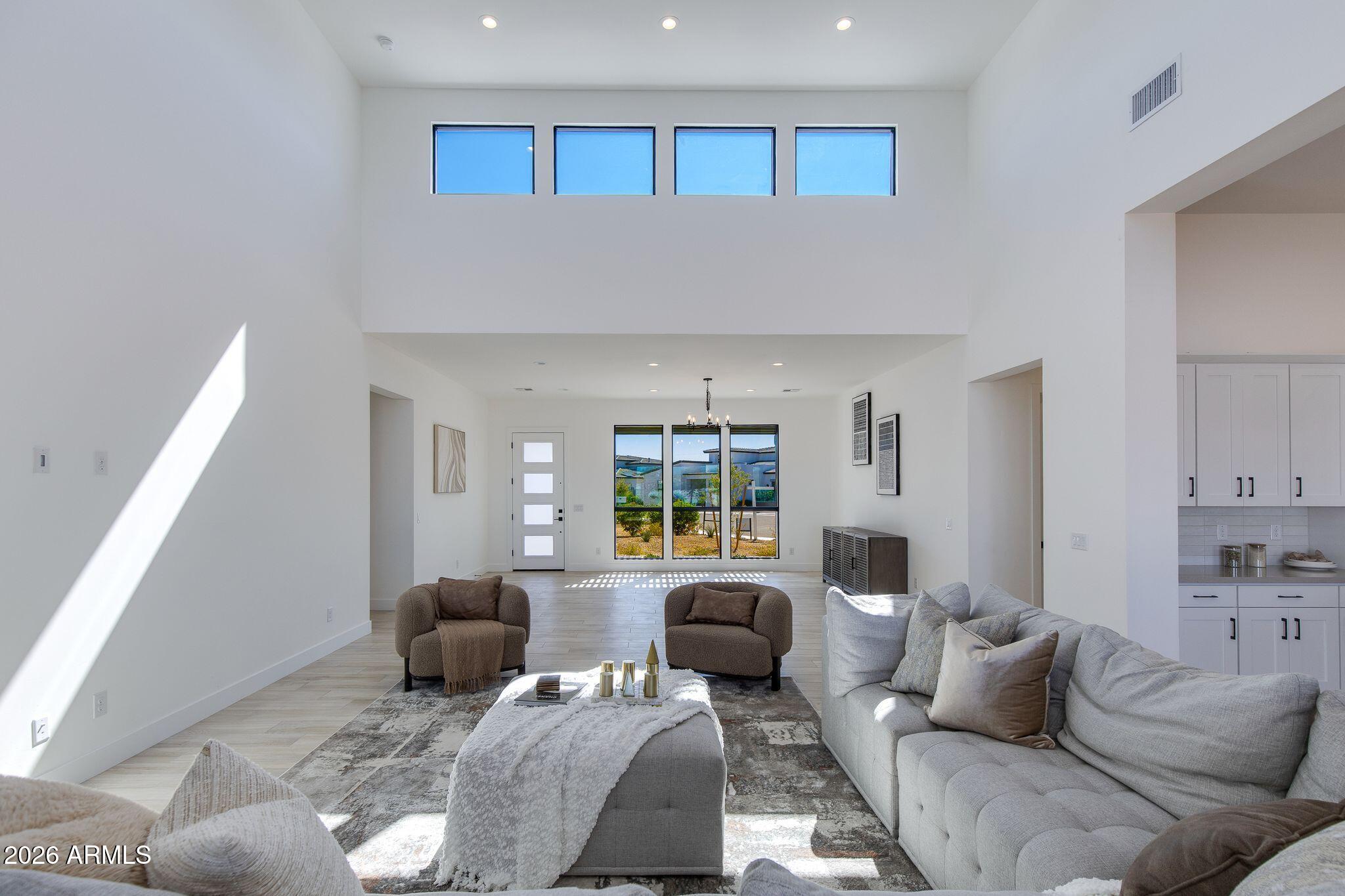 3330 W DESERT DAWN Drive