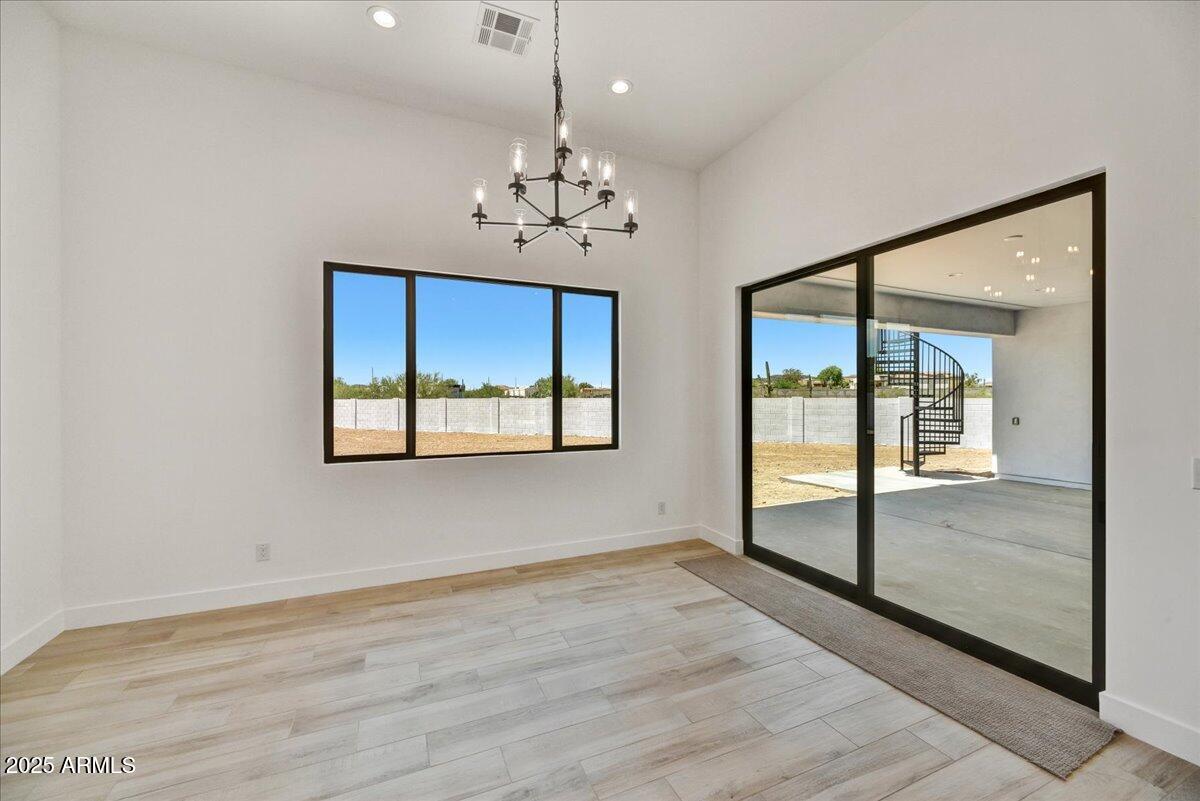 3330 W DESERT DAWN Drive