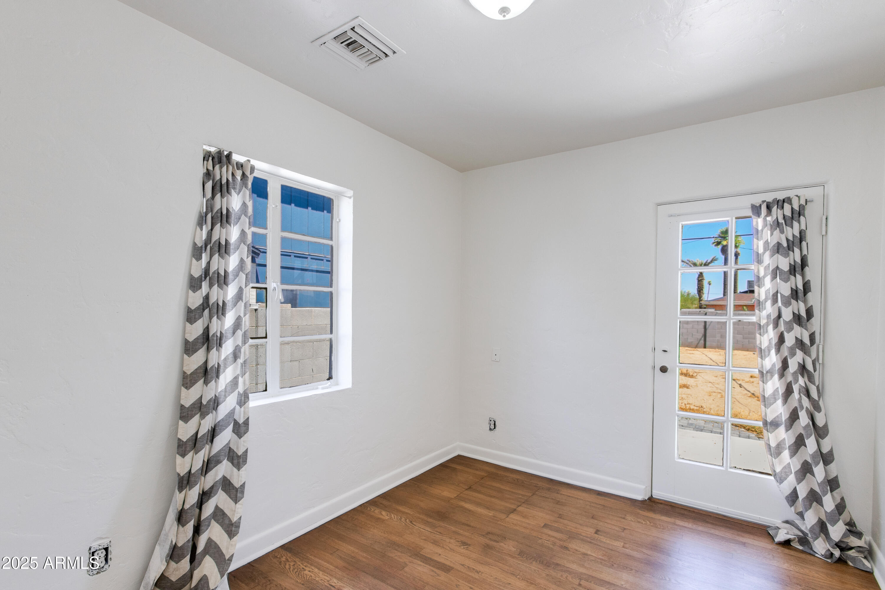 1342 E Granada Road