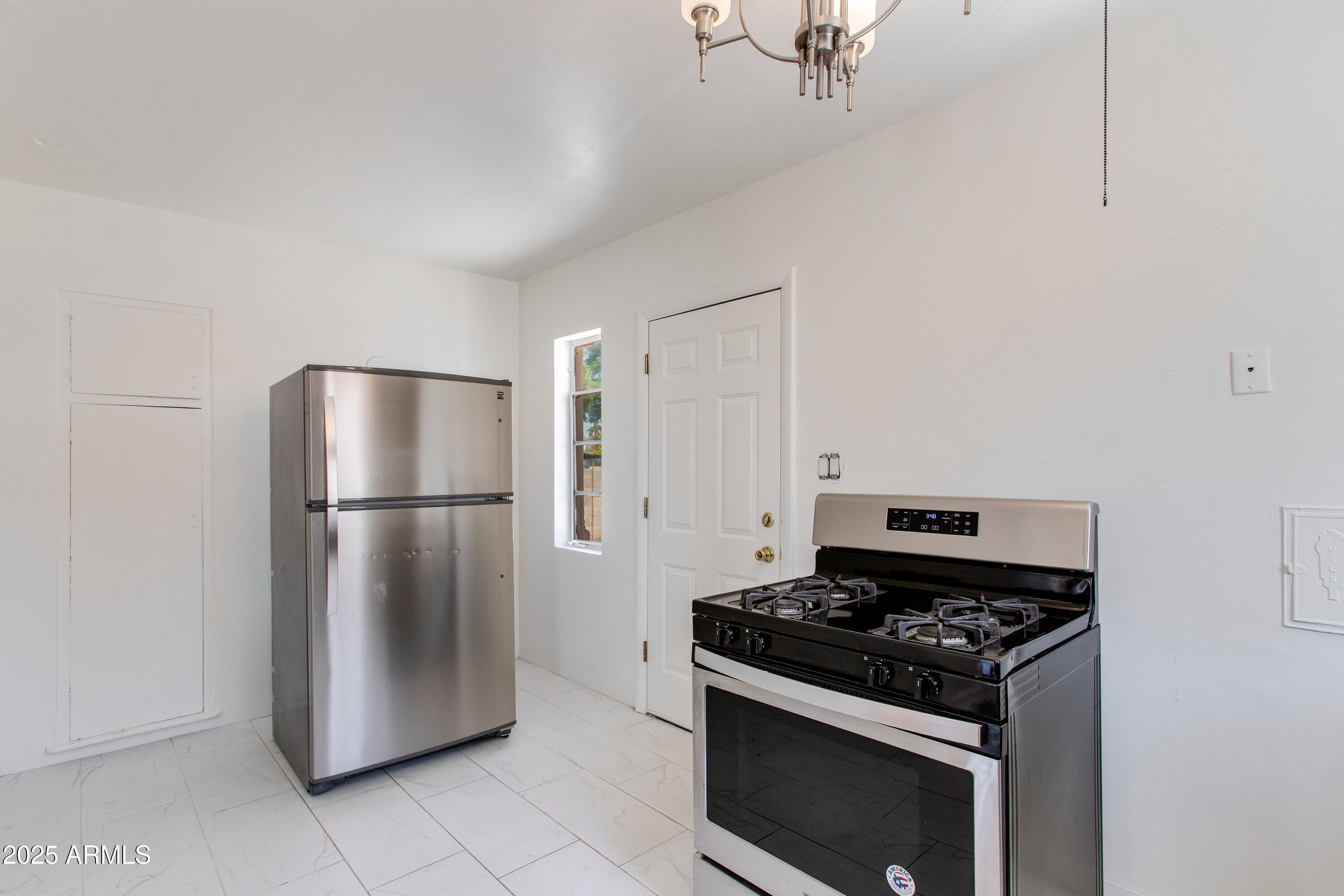 1342 E Granada Road