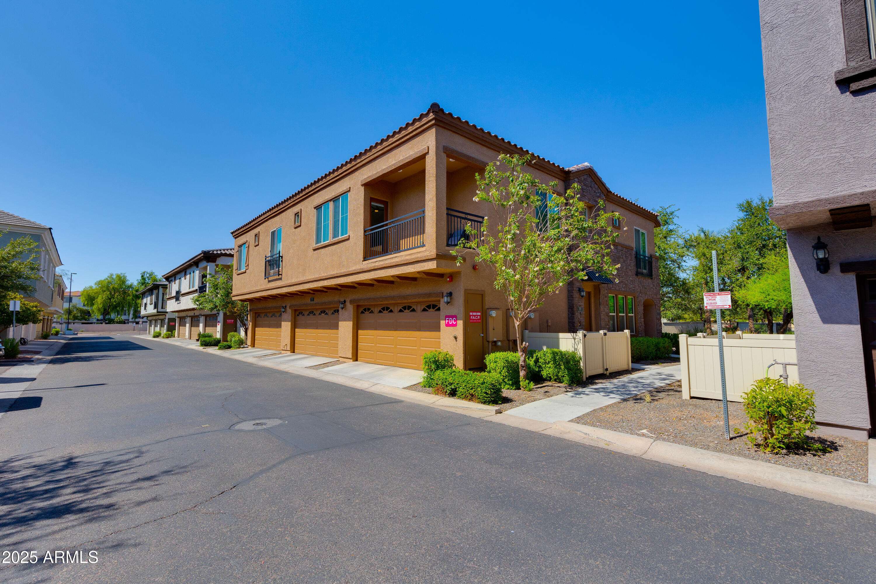 2752 S EQUESTRIAN Drive, 101