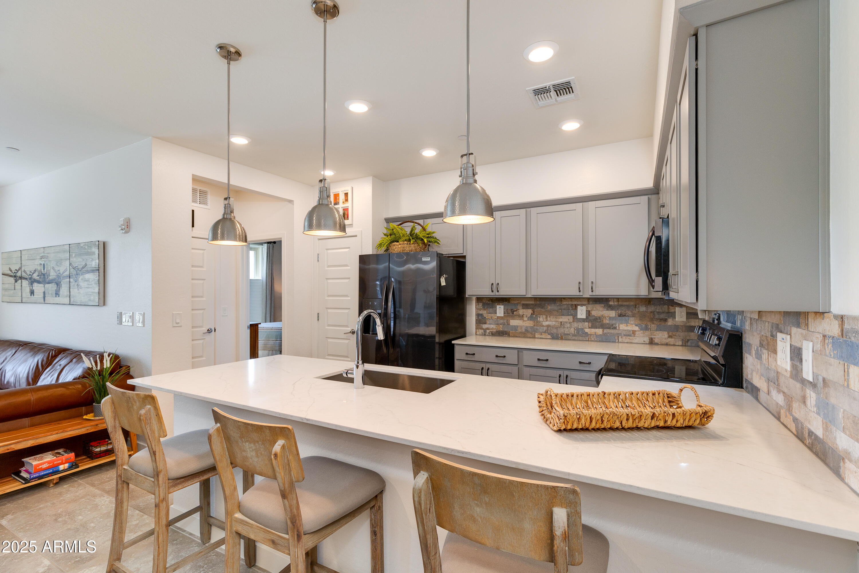 2752 S EQUESTRIAN Drive, 101