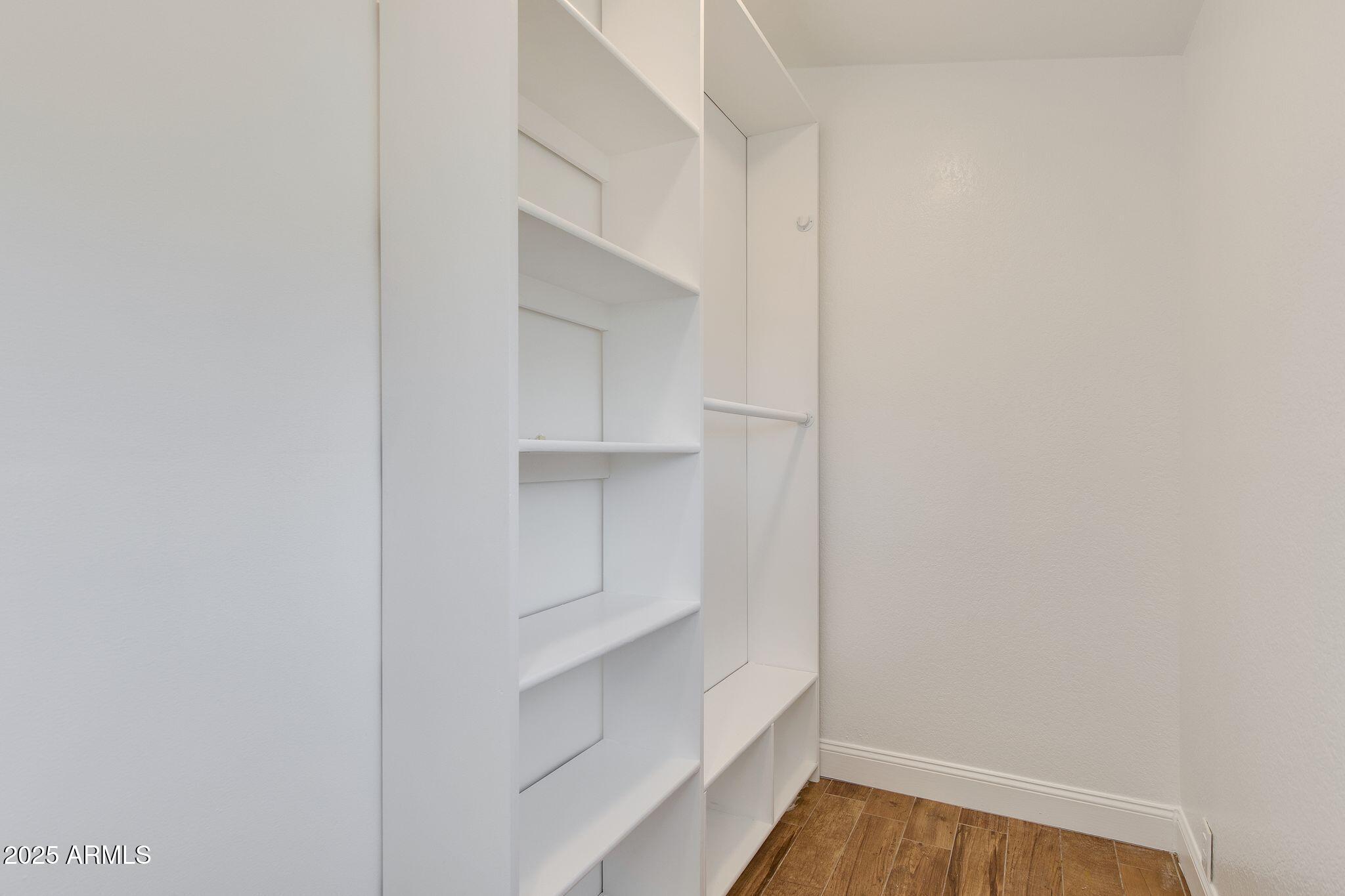 2119 E NEW BEDFORD Drive