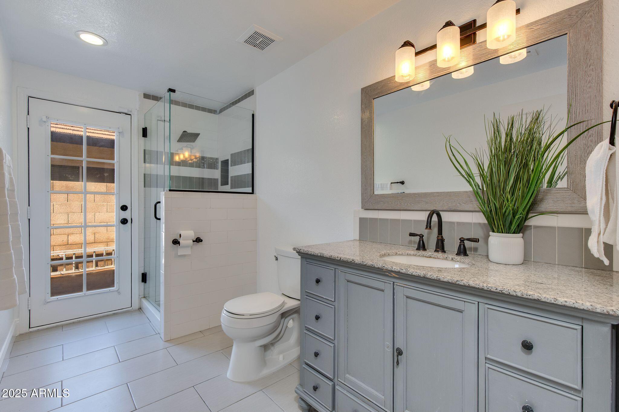 2119 E NEW BEDFORD Drive