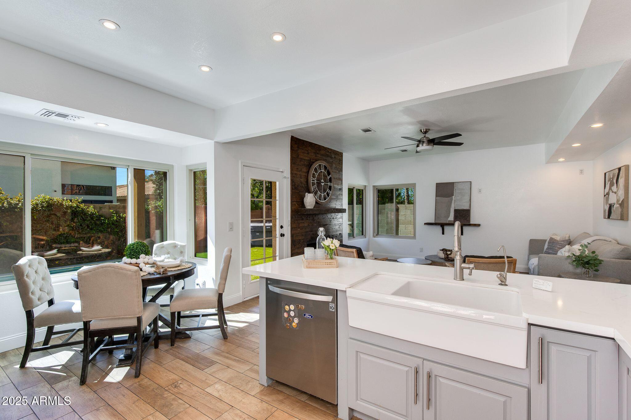 2119 E NEW BEDFORD Drive