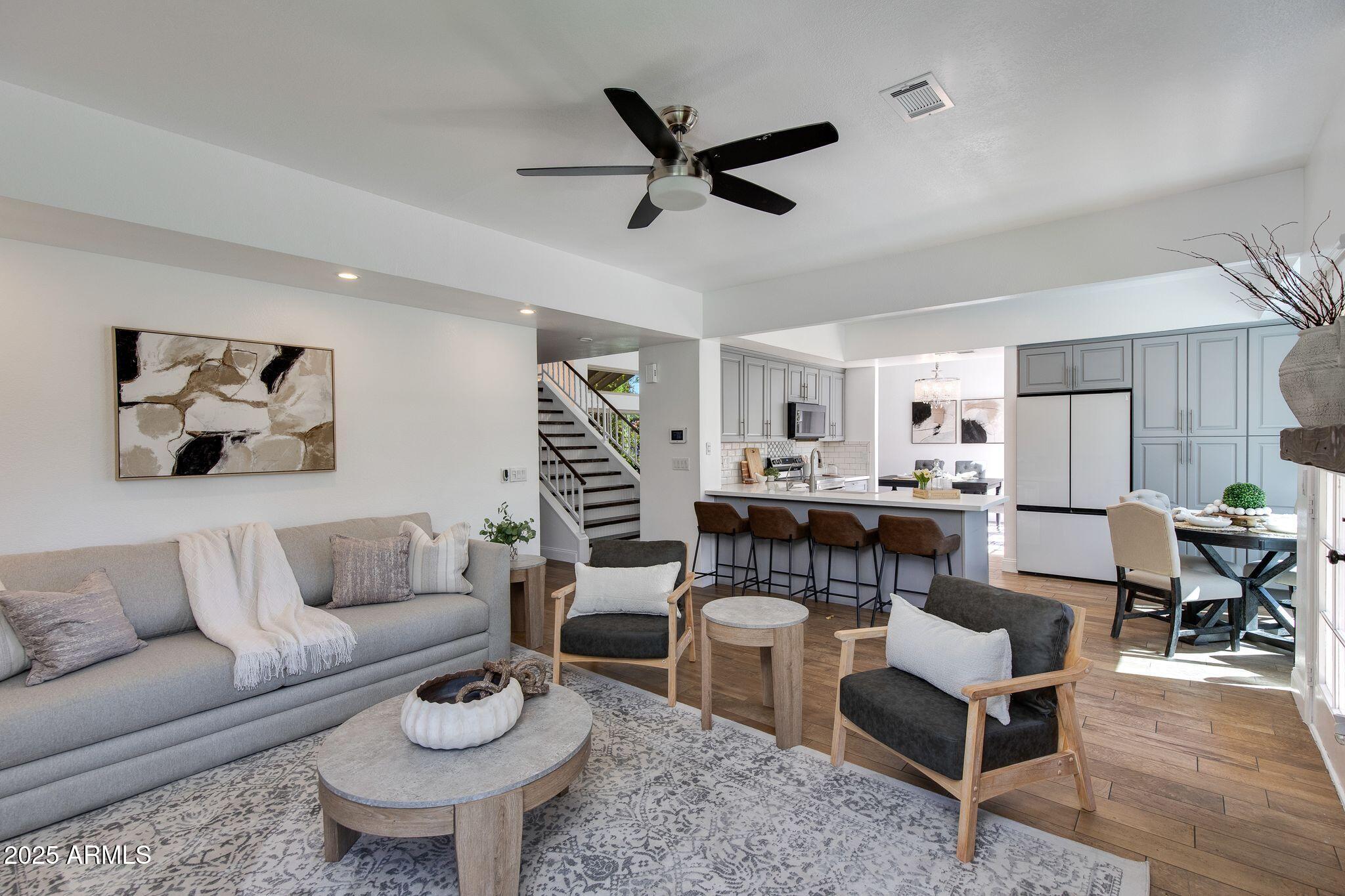 2119 E NEW BEDFORD Drive