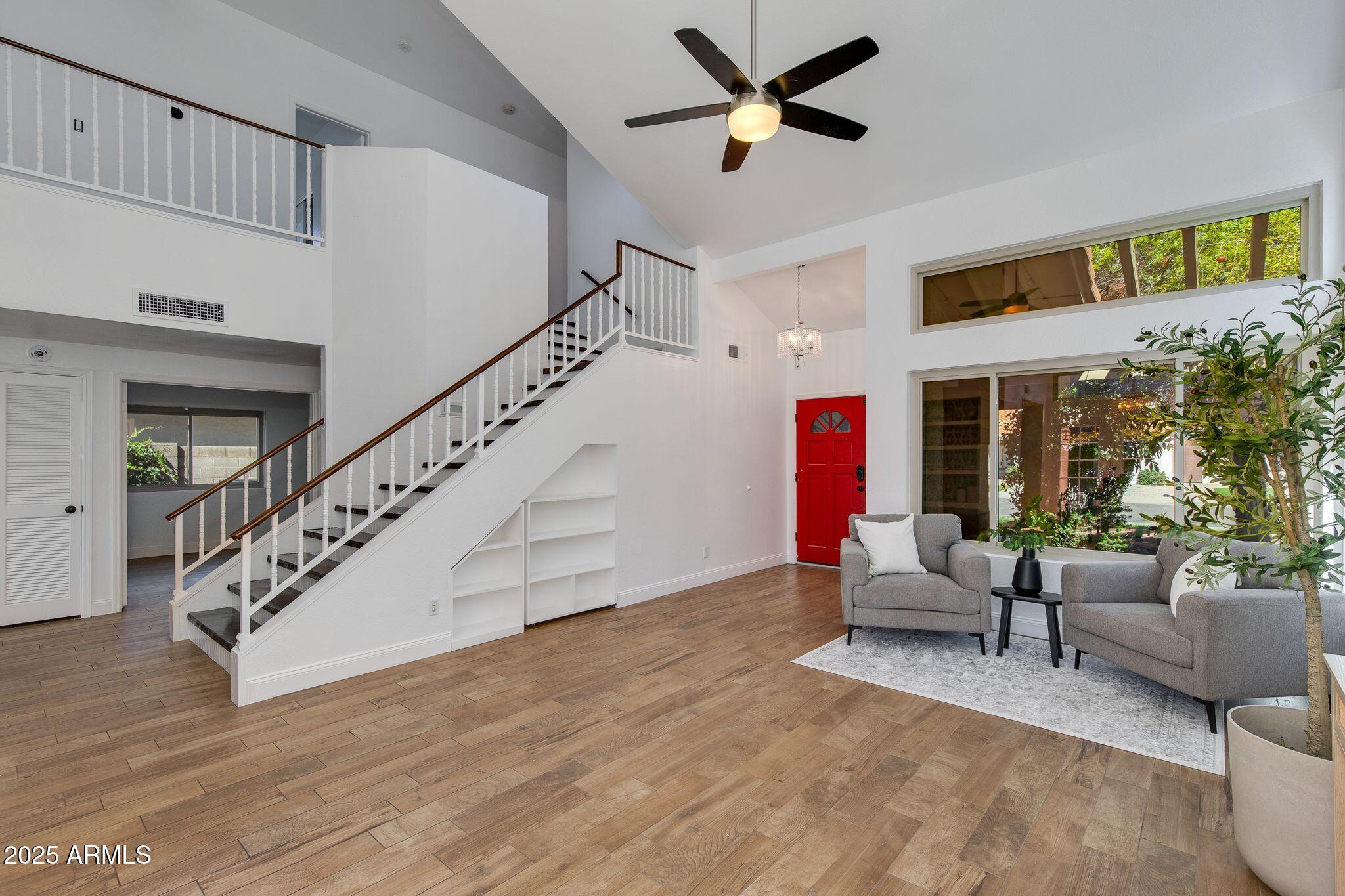 2119 E NEW BEDFORD Drive