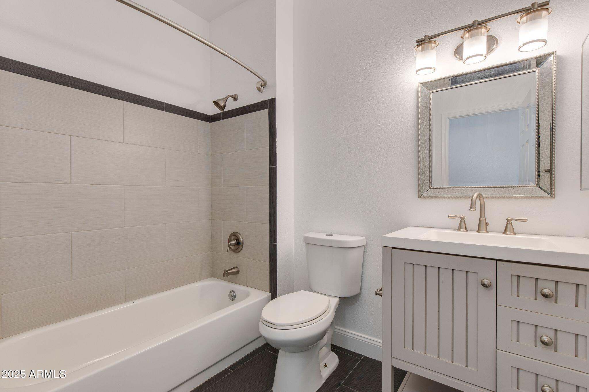 2119 E NEW BEDFORD Drive