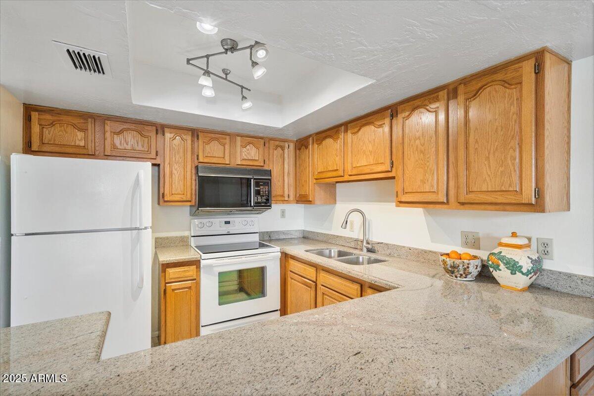 2959 N 68TH Place, 103