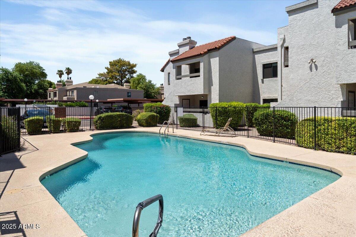 2959 N 68TH Place, 103