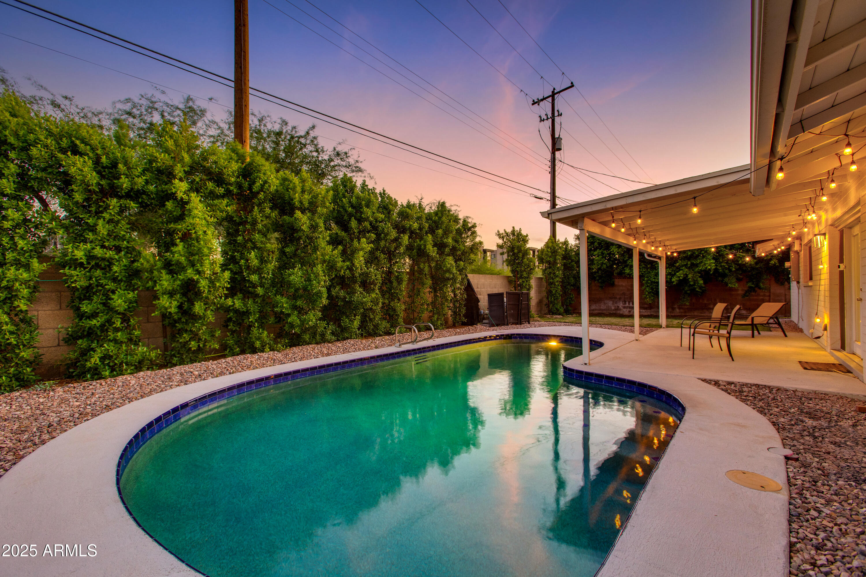 6537 E PALM Lane