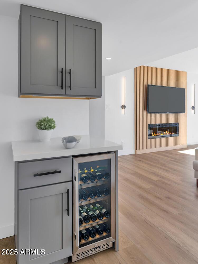 2323 N CENTRAL Avenue, 502