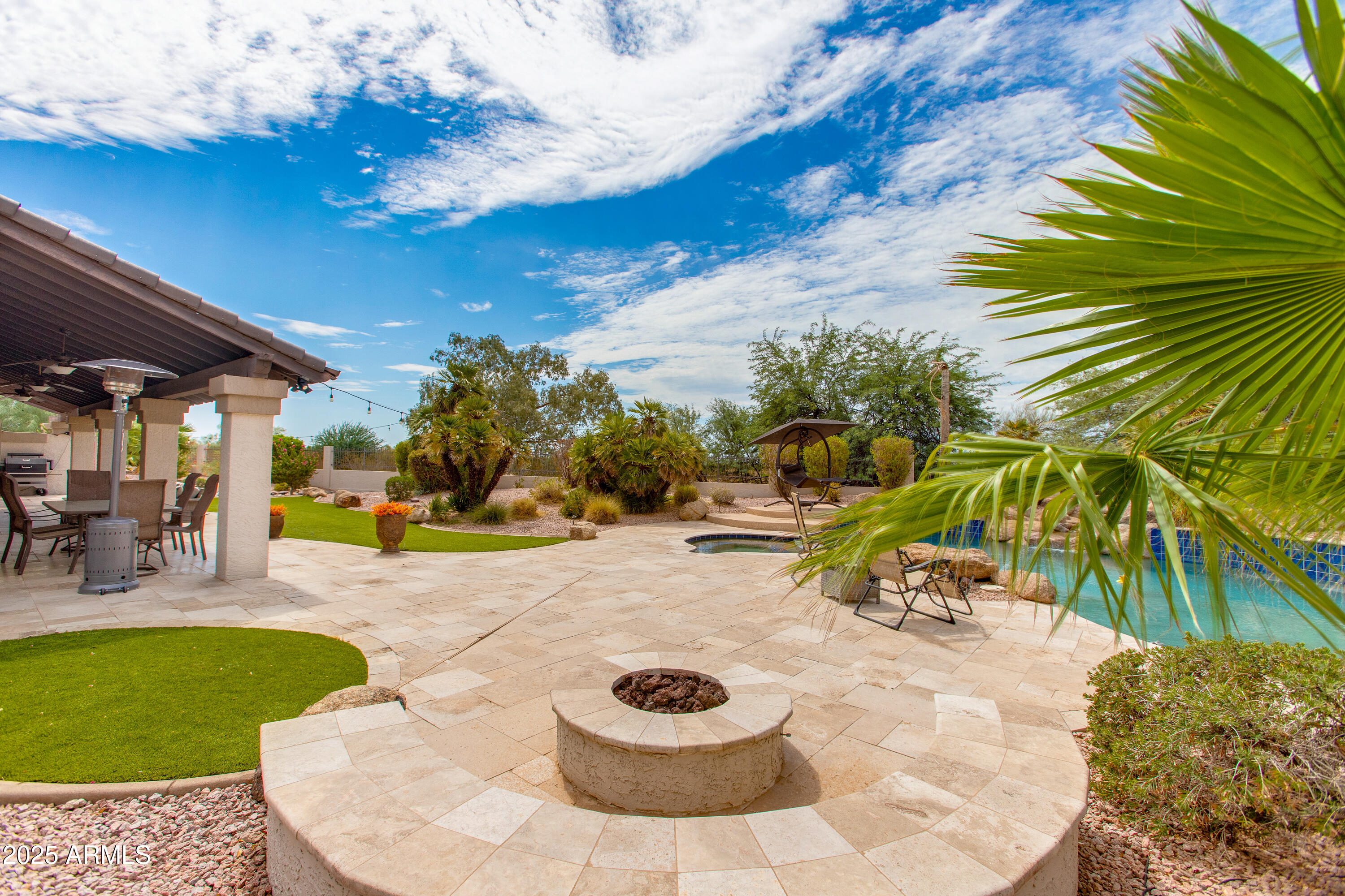 10645 E BELLA VISTA Drive