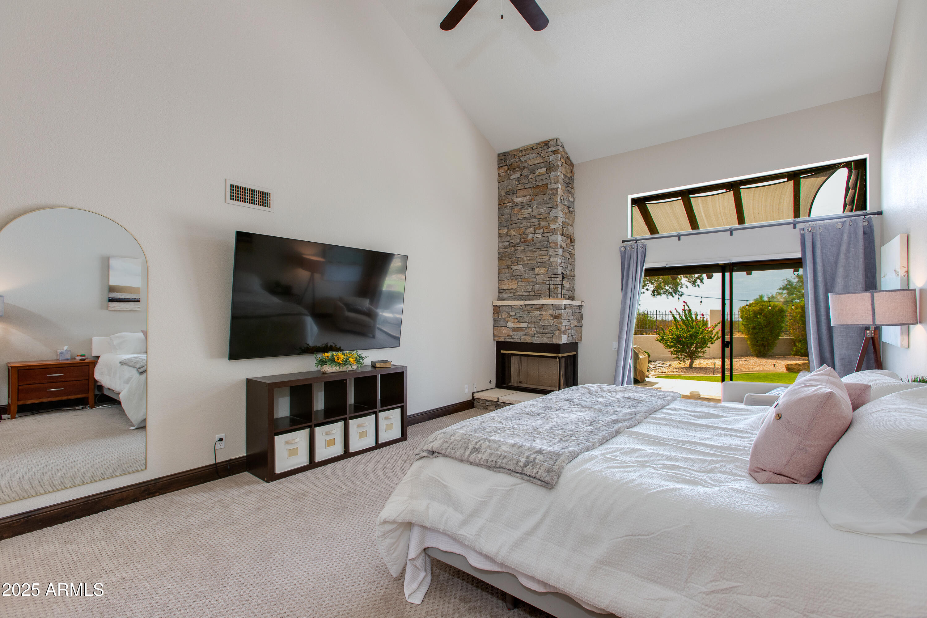 10645 E BELLA VISTA Drive