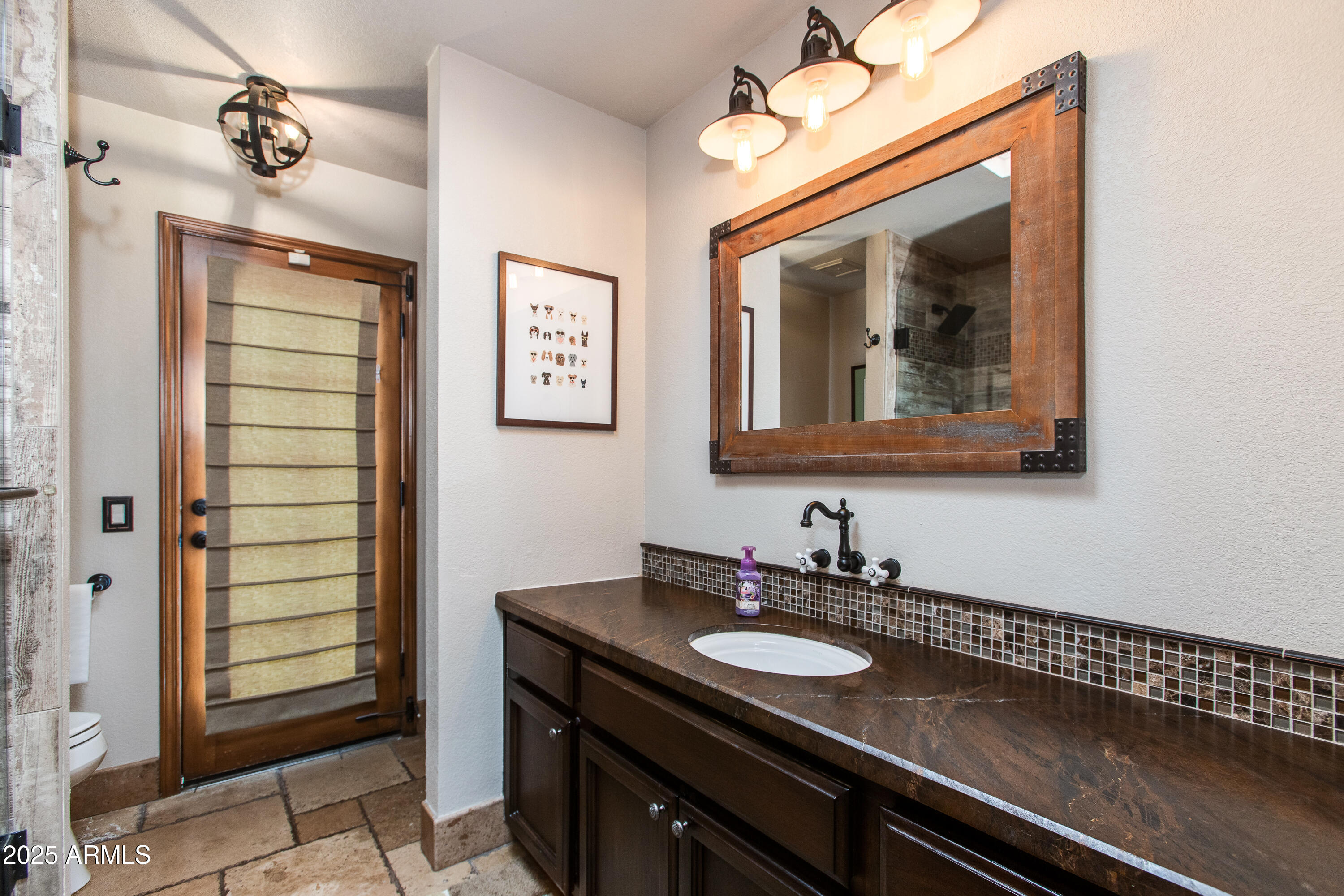 10645 E BELLA VISTA Drive