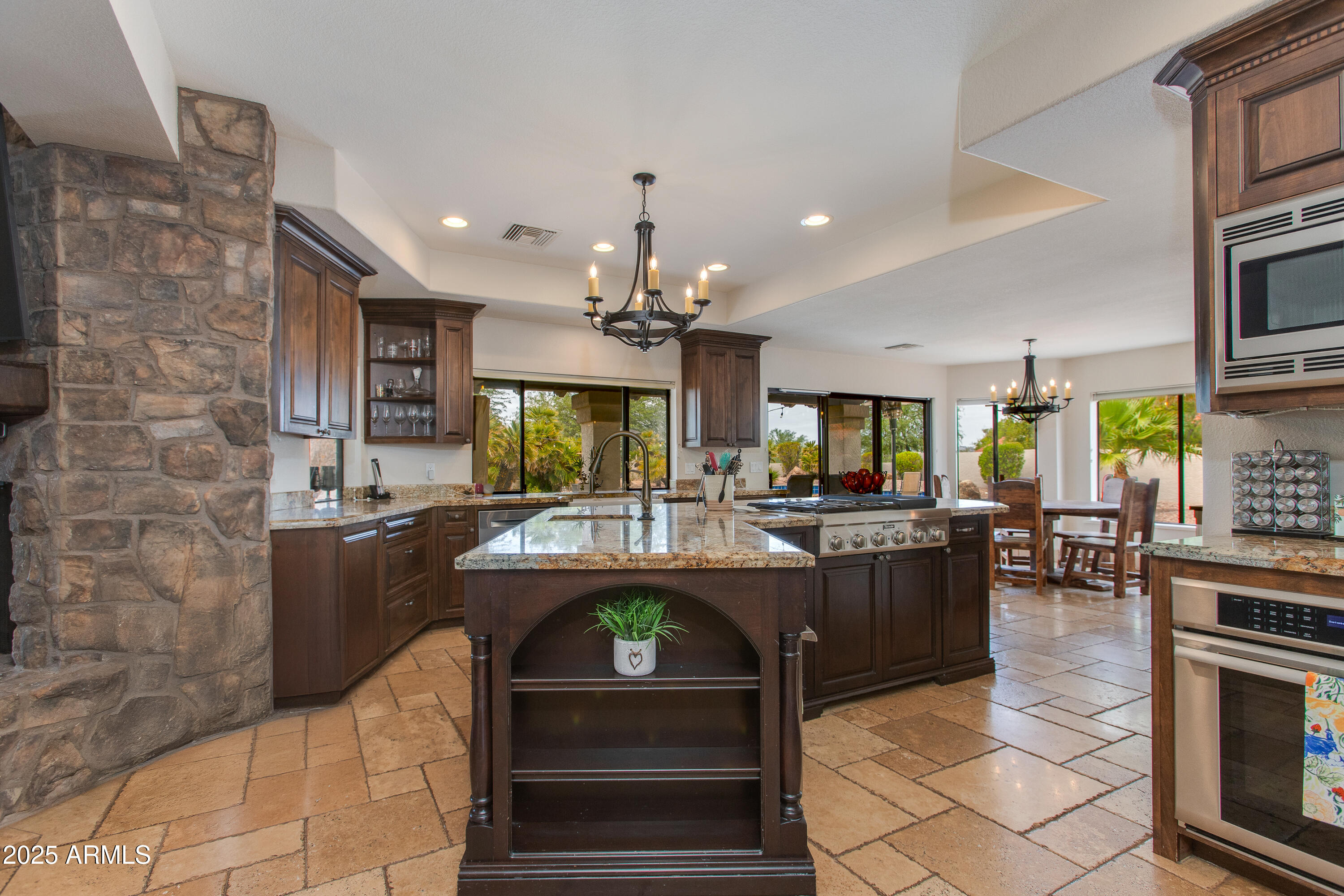 10645 E BELLA VISTA Drive