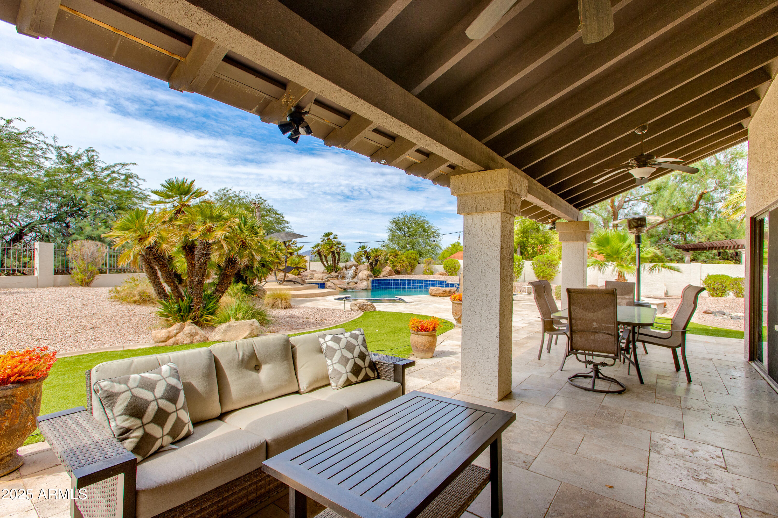 10645 E BELLA VISTA Drive